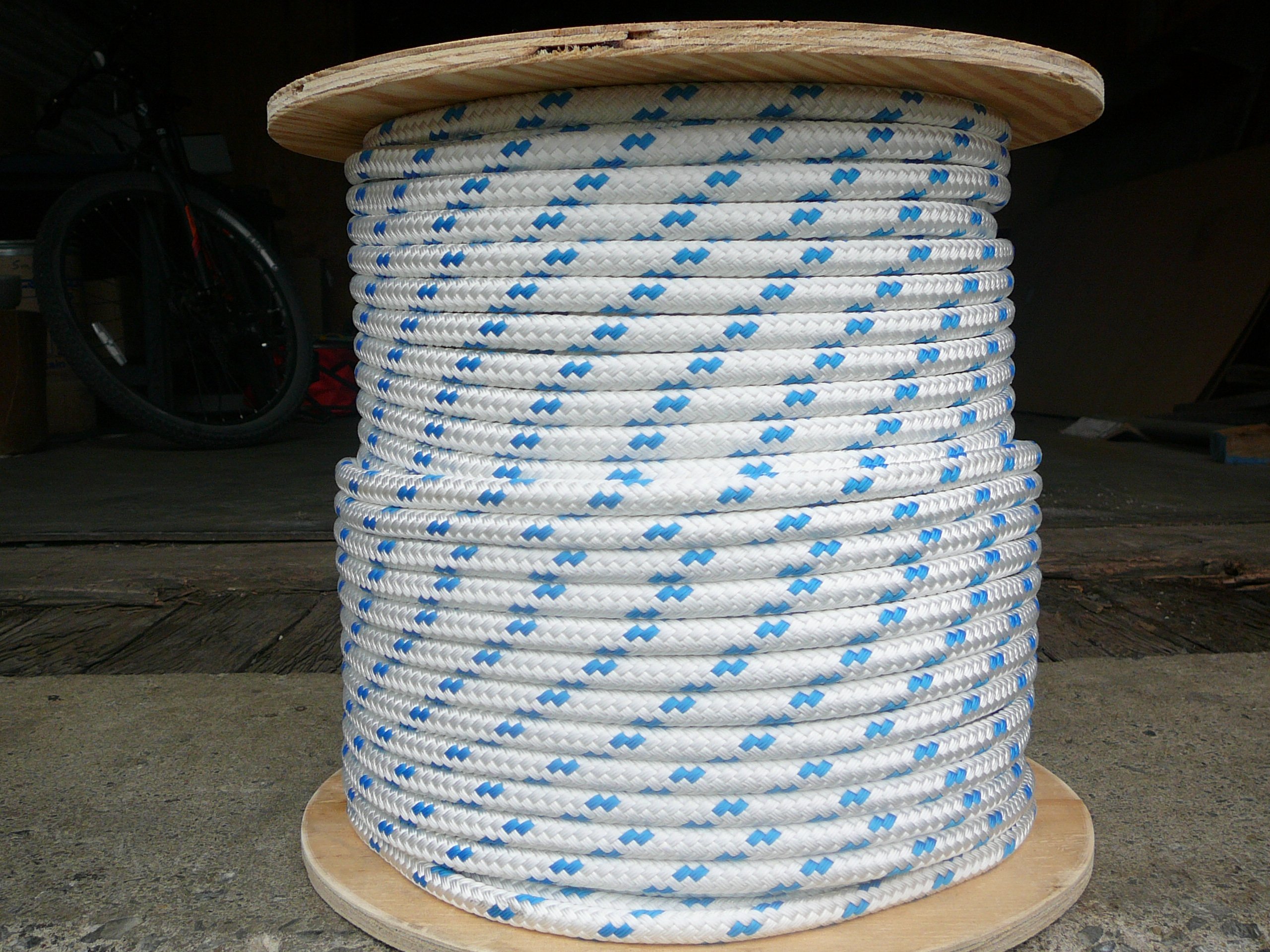 Novabraid XLE Double Braid Dacron Sheet Halyard Line 1/2" x 100' White/Blue