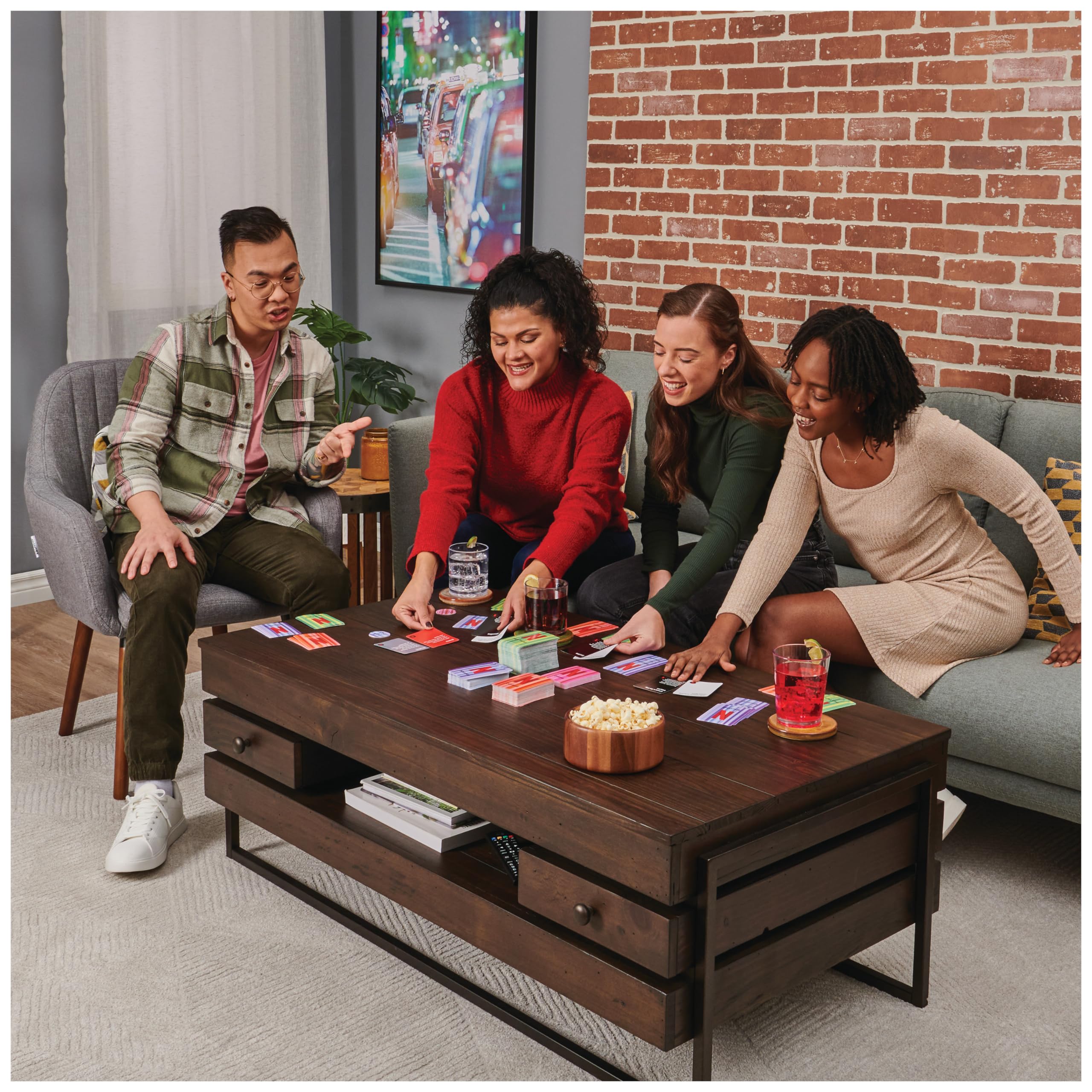 Netflix, uno de los juegos de ta mesa más populares con divertidos contenidos de las series de televisión más queridas de Netflix, para familias, adolescentes y adultos de 14 años en adelante, juego
