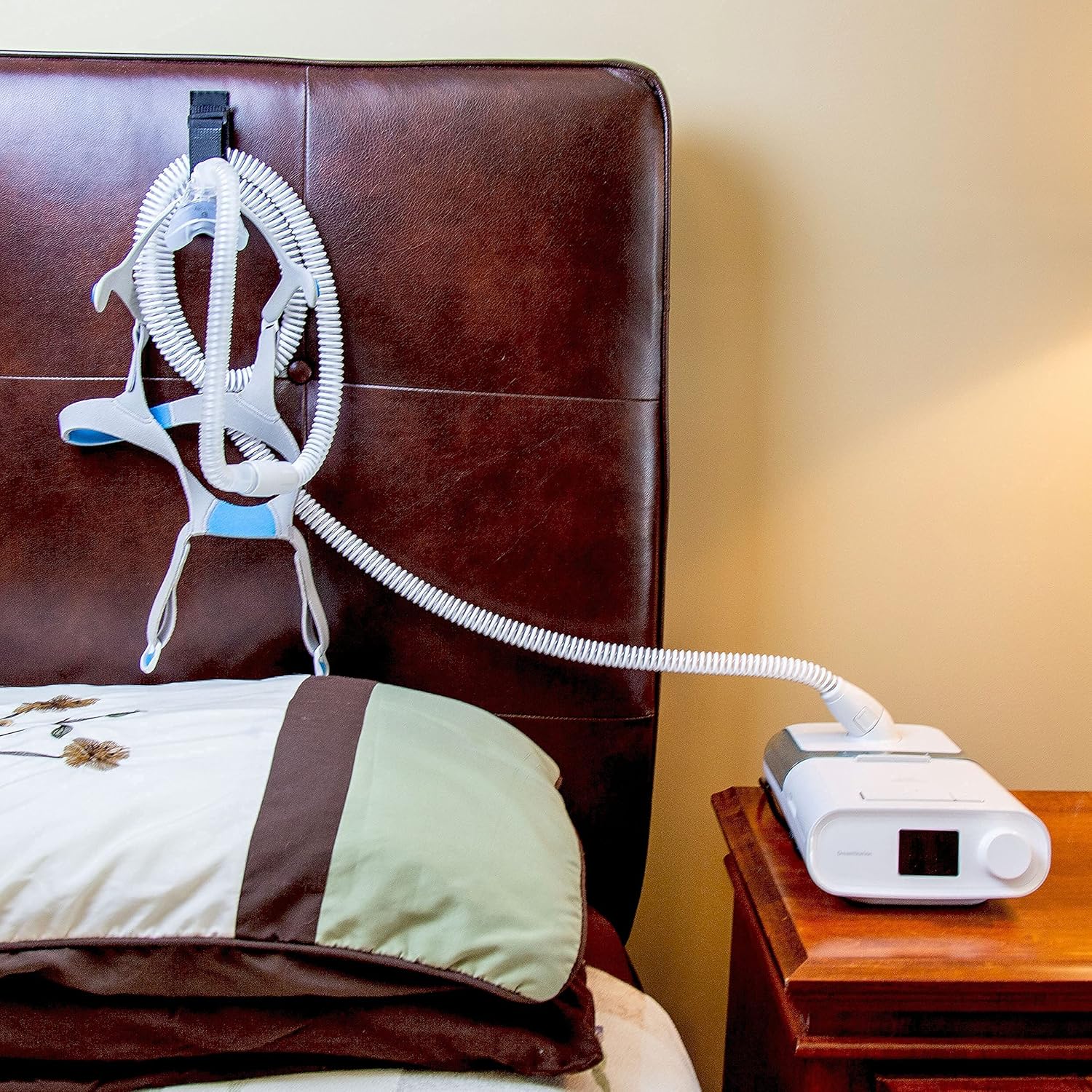 CPAP HoseHack, New Innovative CPAP Hose Hanger and Mask Holder in One! The Hose Holder Stops You From Getting Tangled With Your Hose. Tube Holders Lift the Hose Out of the Way, Giving You Better Sleep : Health & Household