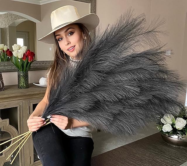 VOULUX Extra Large Tall Black Fake Faux Artificial Pampas Grass Large Fluffy x3 115cm Stems x18 Decorative Artificial Flora Feathers For Floor Vases Tall Black Plant Flowers Long Pampas Grass
