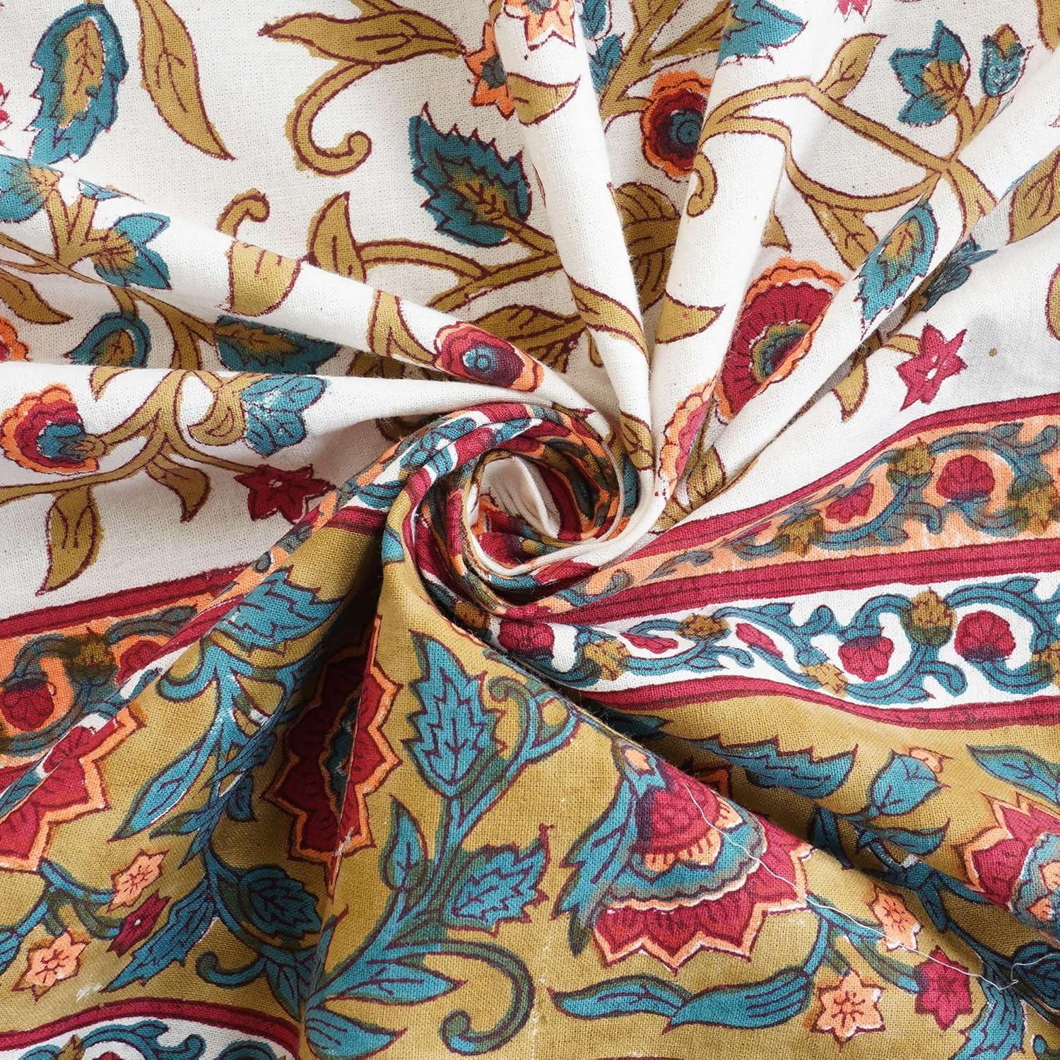 Handblock Print Cotton Tablecloth – 72x108 Rectangular Table Cover Seats 6–8 – Indian Block Printed Floral Dining Table Linen – Boho Washable Cloth for Kitchen, Party, Outdoor, Red