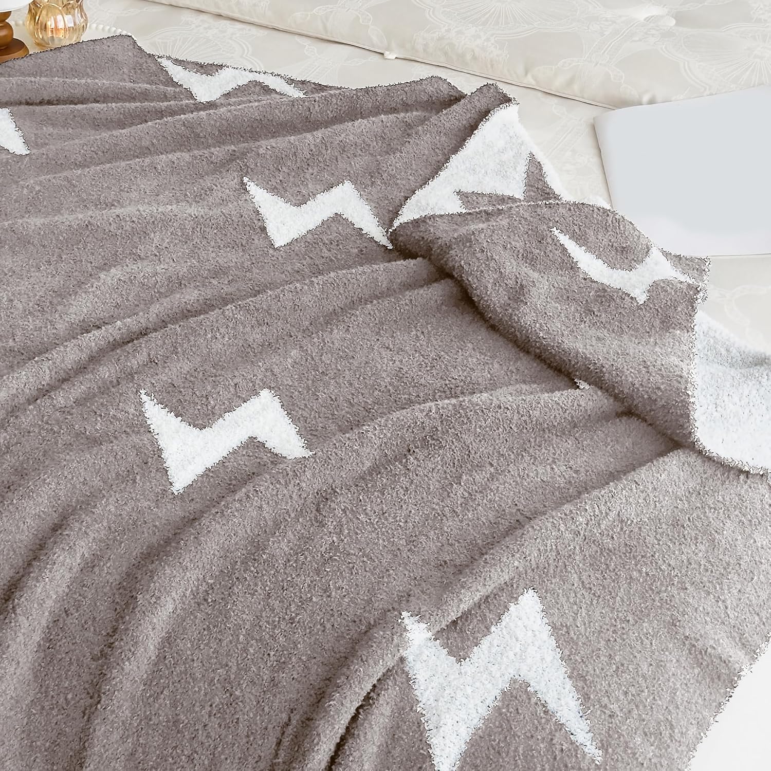 NIDITW Ultra Soft Cozy Grey Lightning Bolt Baby Blanket Microfiber Knitted Blanket Lightweight Fluffy Fleece Blanket All Season for Sofa Couch Bed 30x40 Inches (Grey, Baby)