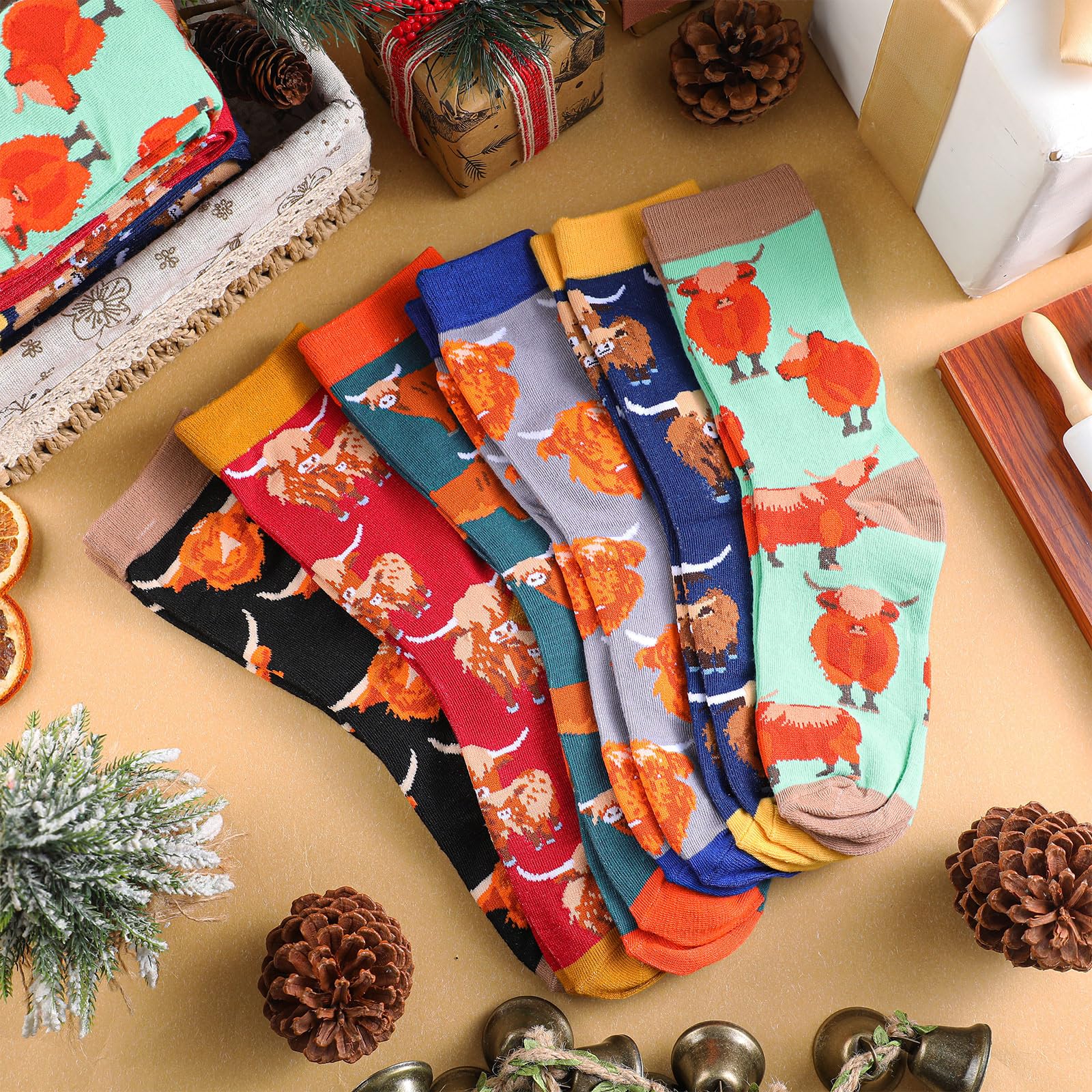 HooLing 12 pares de calcetines de vaca de las tierras altas, regalos de Navidad, coloridos y divertidos, calcetines de algodón para vacaciones, calcetines de vaca de las tierras altas para mujeres y