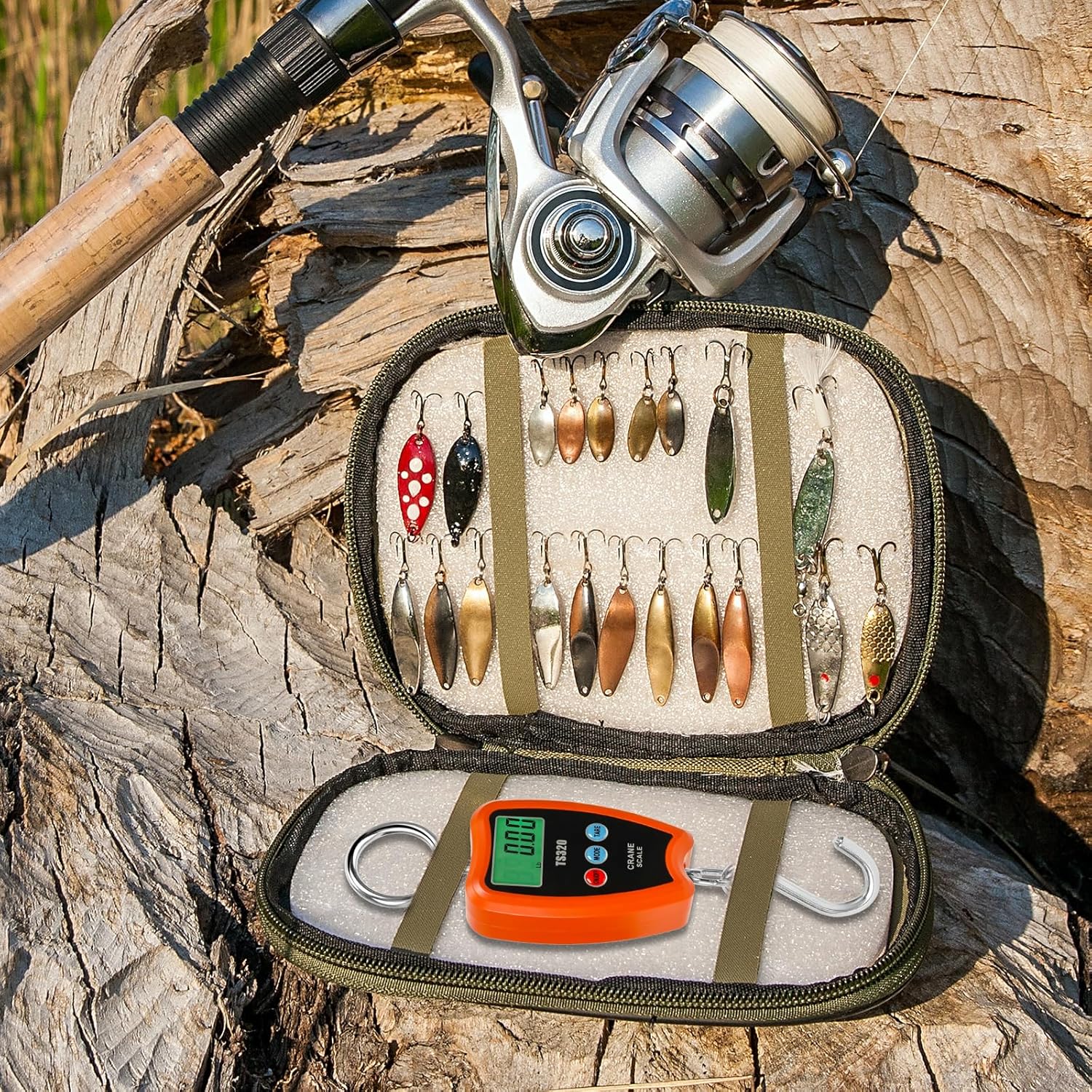 Digital Crane Scale 300kg/660lbs 200kg/440lbs with LED Handheld Mini Hanging Scale for Garage Farm Hunting Fishing Etc(200kg/Plastic Shell/Orange)