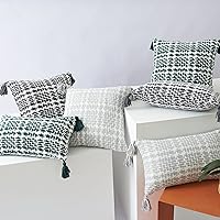 Vista 5 de MOLTOL Juego de 2 fundas de almohada decorativas de punto de algodón bohemio con borla 18 x 18 pulgadas fundas de cojín cuadradas para sofá cama