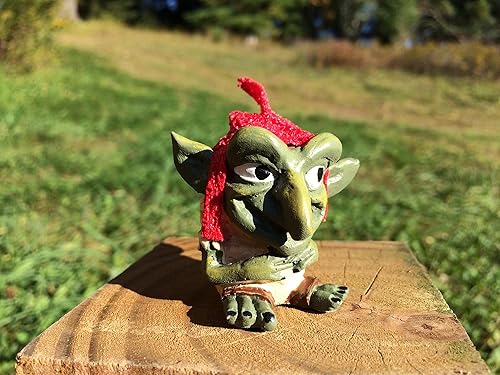Miniatura 8 de Miniature Faerie Garden Goblin Or Troll With Felt Red Cap Perfect For Troll Bridges Or Faerie Gardens