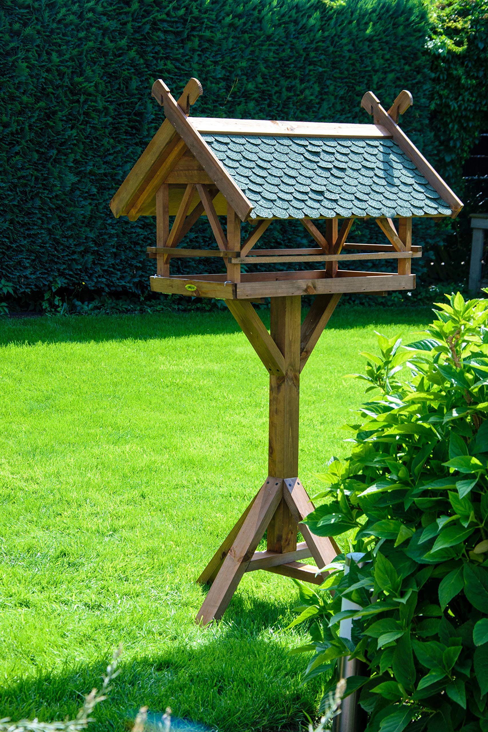 Luxus-VOGELHAUS 49005e Vogelvilla XXL - Vogelfutterhaus Westfalen - Vogelhaus inkl. Ständer - Futterstation aus Holz mit Bitumen 78 x 62 x 148 cm - Dunkelbraun