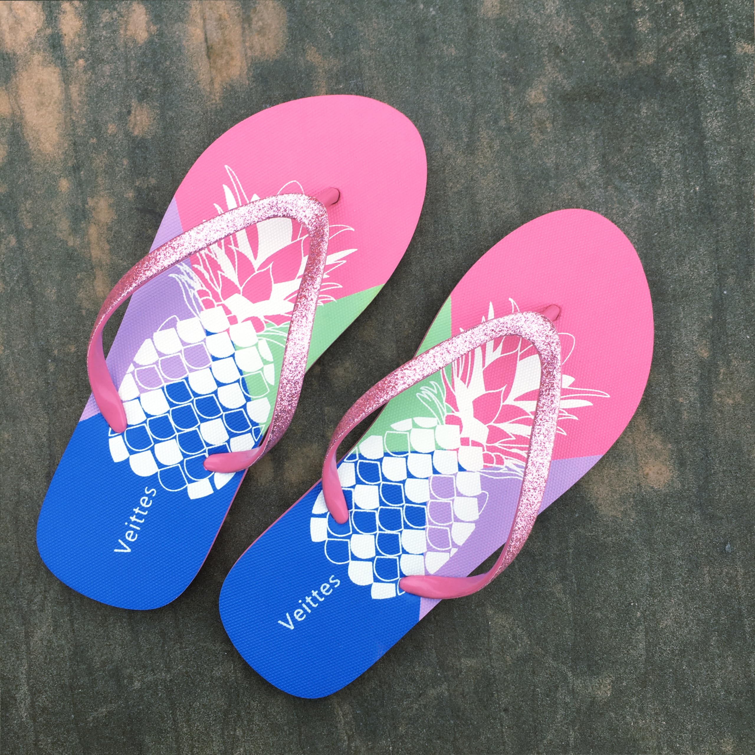 Veittes Tongs pour filles, Tongs de plage mignonnes pour petits et grands enfants, imprimées colorées pour filles.