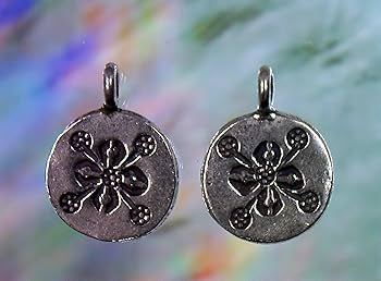 おーちゃん カレンシルバー チャーム おまとめ ハンドメイド 純銀 トップ Amazon | 【カレンシルバー チャーム No.459 1個】 SV925より高純度の