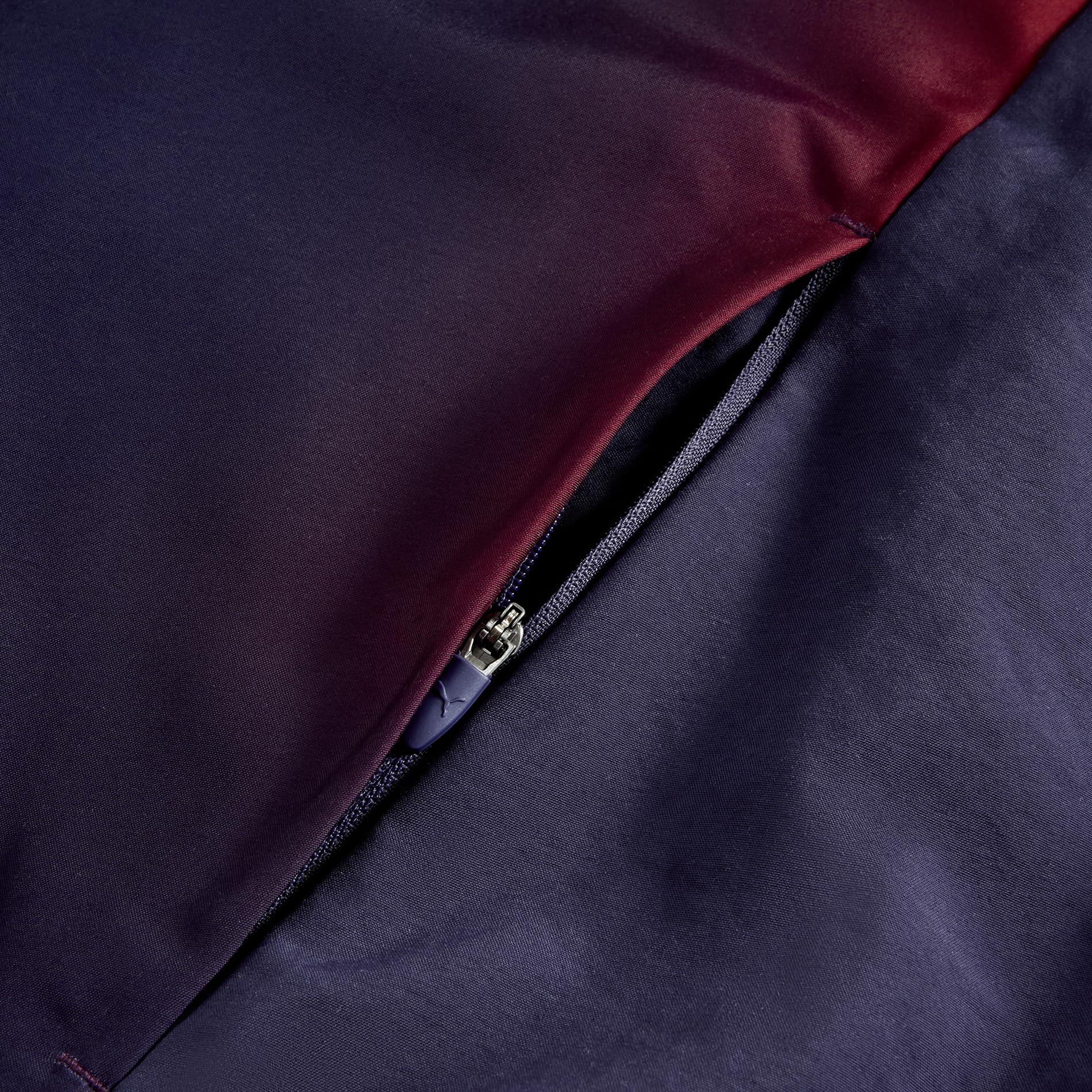 PUMA Scuderia Ferrari F1 2026 Felpa con Cappuccio Team Special Edition China GP Uomo Italian Plum