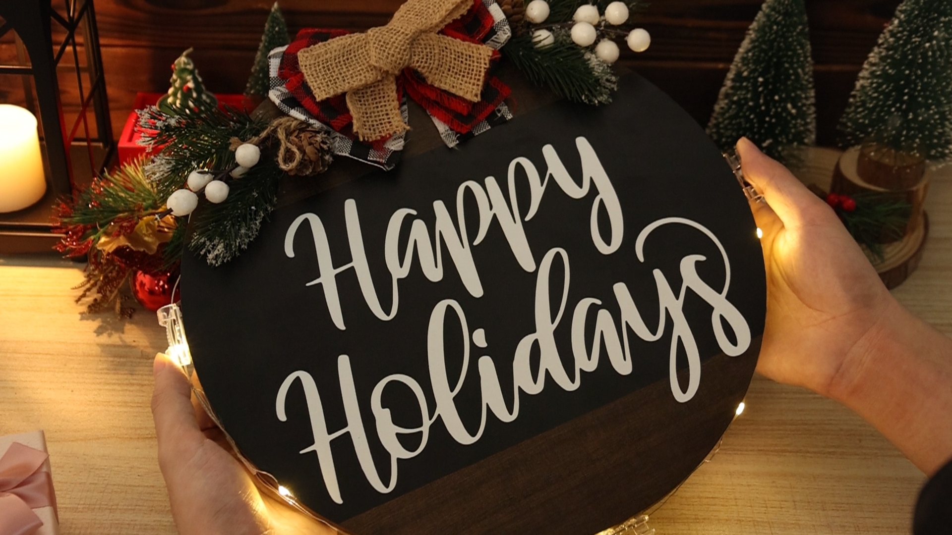 Amazon.com: Distaratie Happy Holidays Door Wreath Sign Christmas