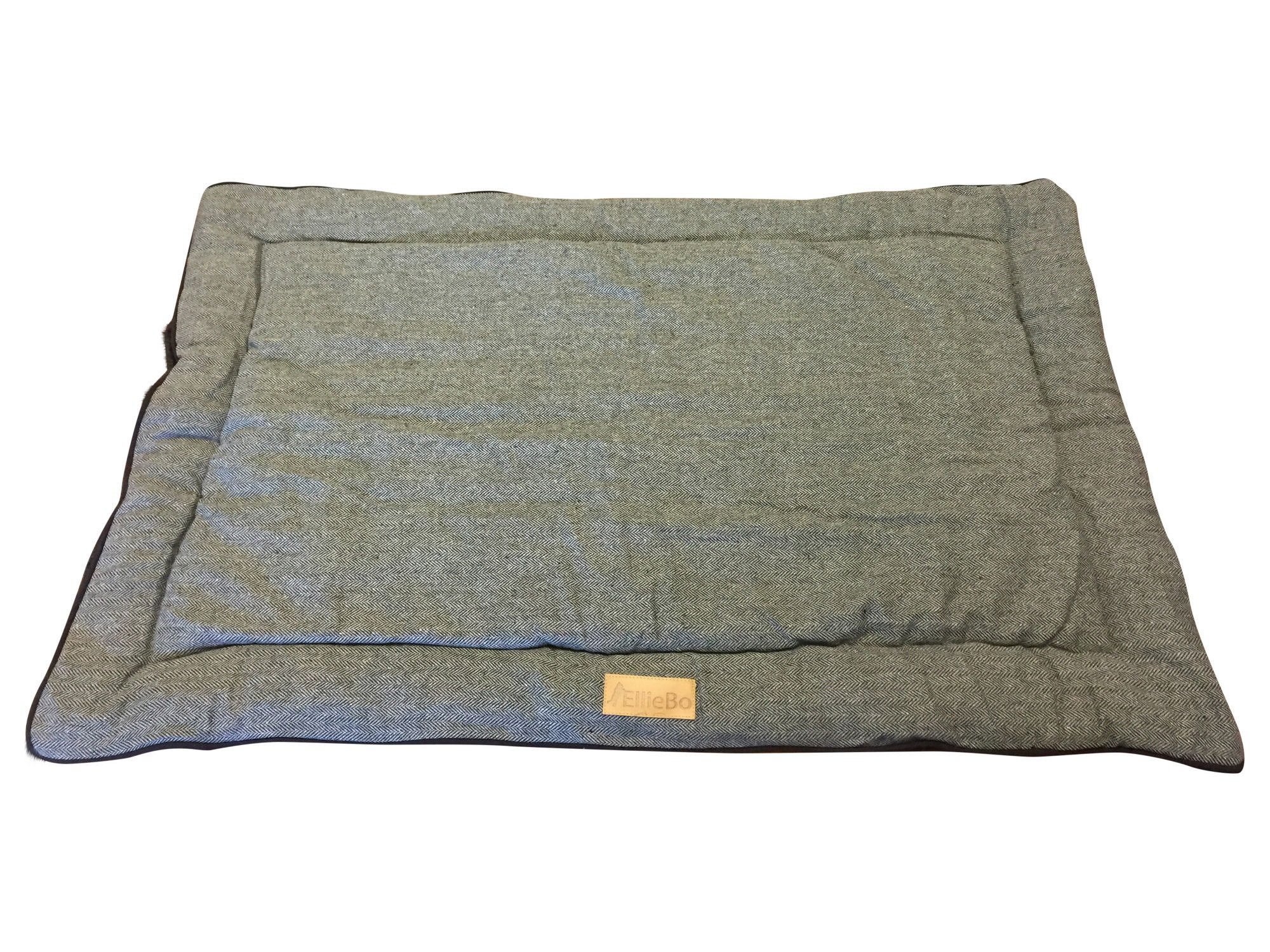 Ellie-Bo XXL Reversible Tweed and Black Faux Fur Mat for 48-inch Dog Cage