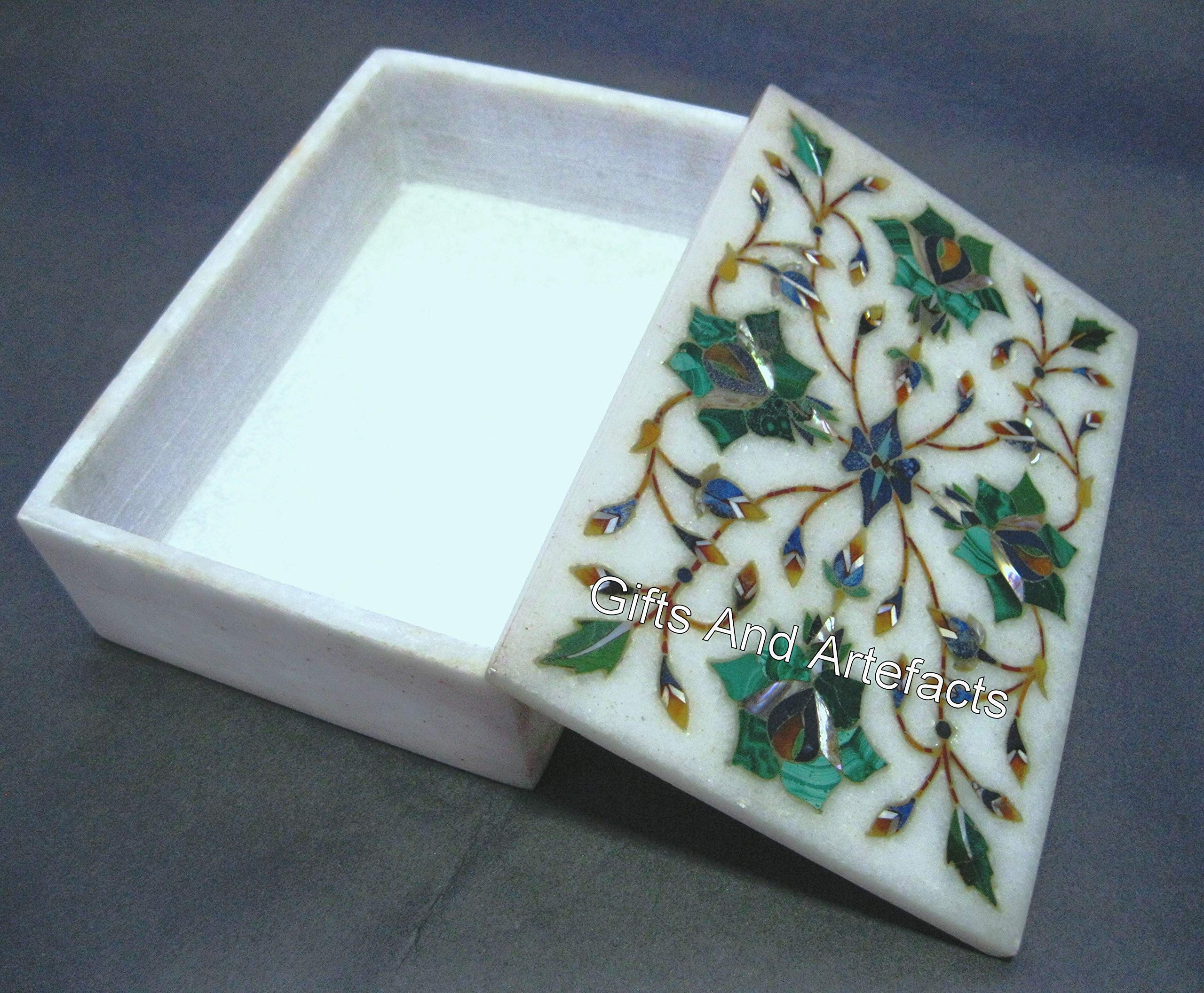 Boîte à bijoux en marbre blanc fait main pour une décoration élégante