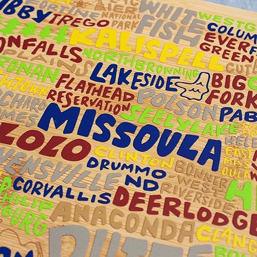 Miniatura 2 de Totally Bamboo Tabla de cortar con forma de estado de Montana y bandeja para servir charcutería con ilustraciones de Wander on Words, incluye