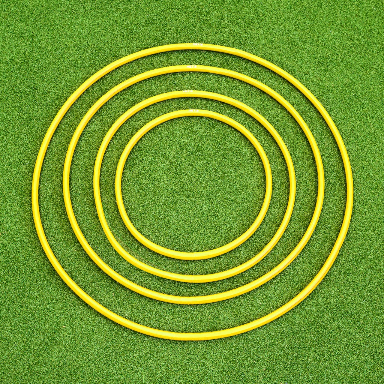 METIS Hula-Hoop-Reifen – Fitness & Tanz | Kinder, Schlue, Turnen | 6er oder 12er Bündel – Multifarbige | 4 Größen erhältlich: 45 cm, 60 cm, 76 cm & 92 cm