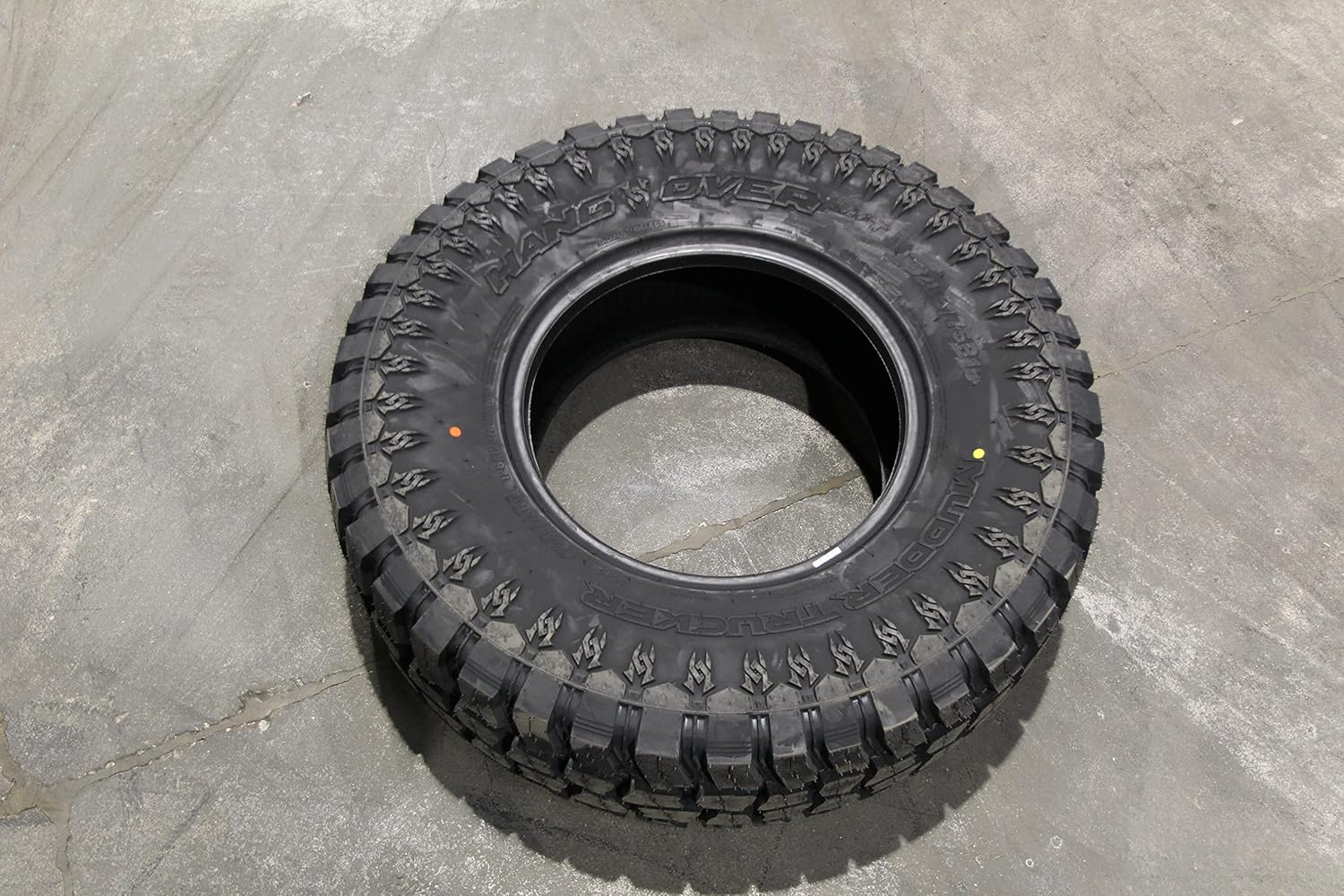 Mudder Trucker Hang Over M/T Mud Tire 285/75R16 126/123R LRE BSW 28575R16