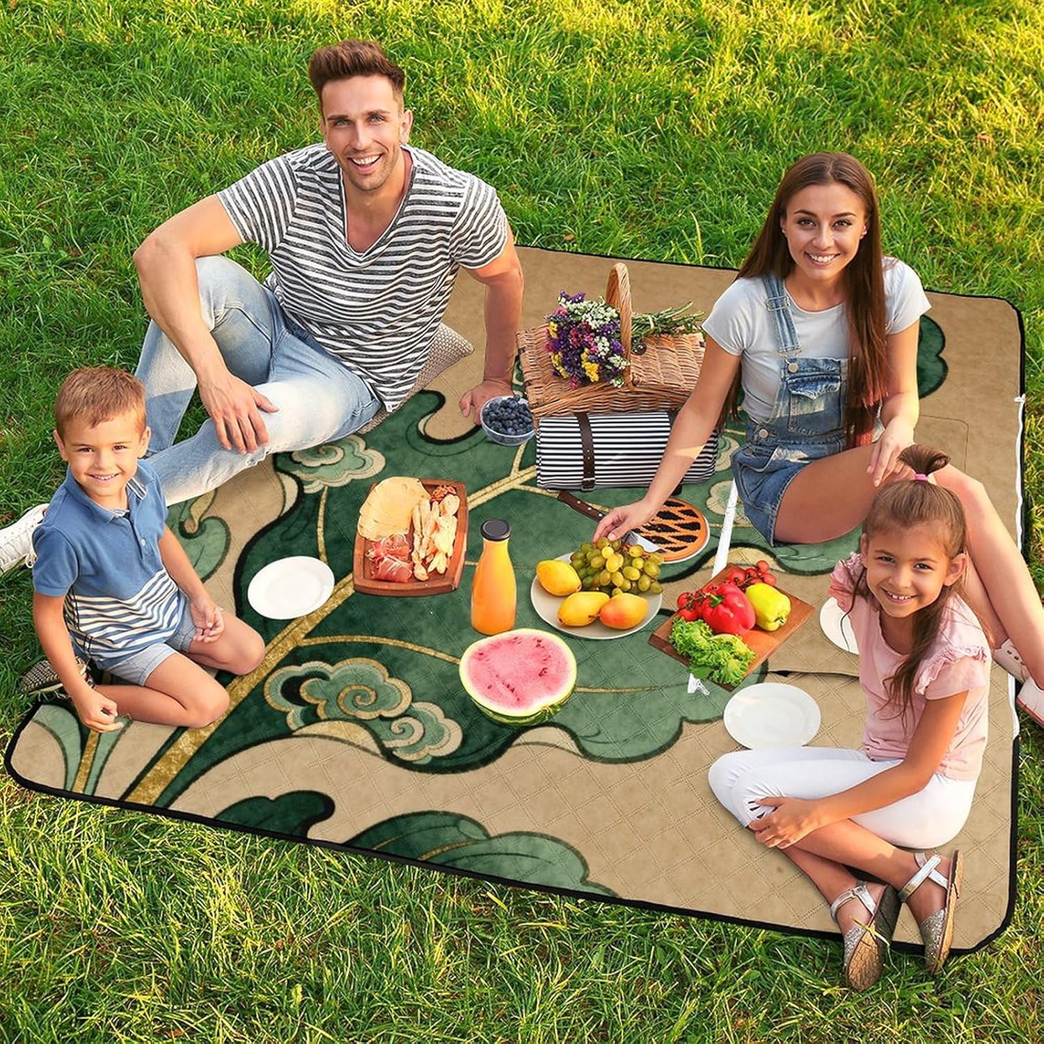 Floral Leaf Picnic Blanket with Zipper Water Resistant Sand Free Picnic Mat Washable Foldable Easy Carry Beach Blanket for Lawn Beach Hiking Camping
