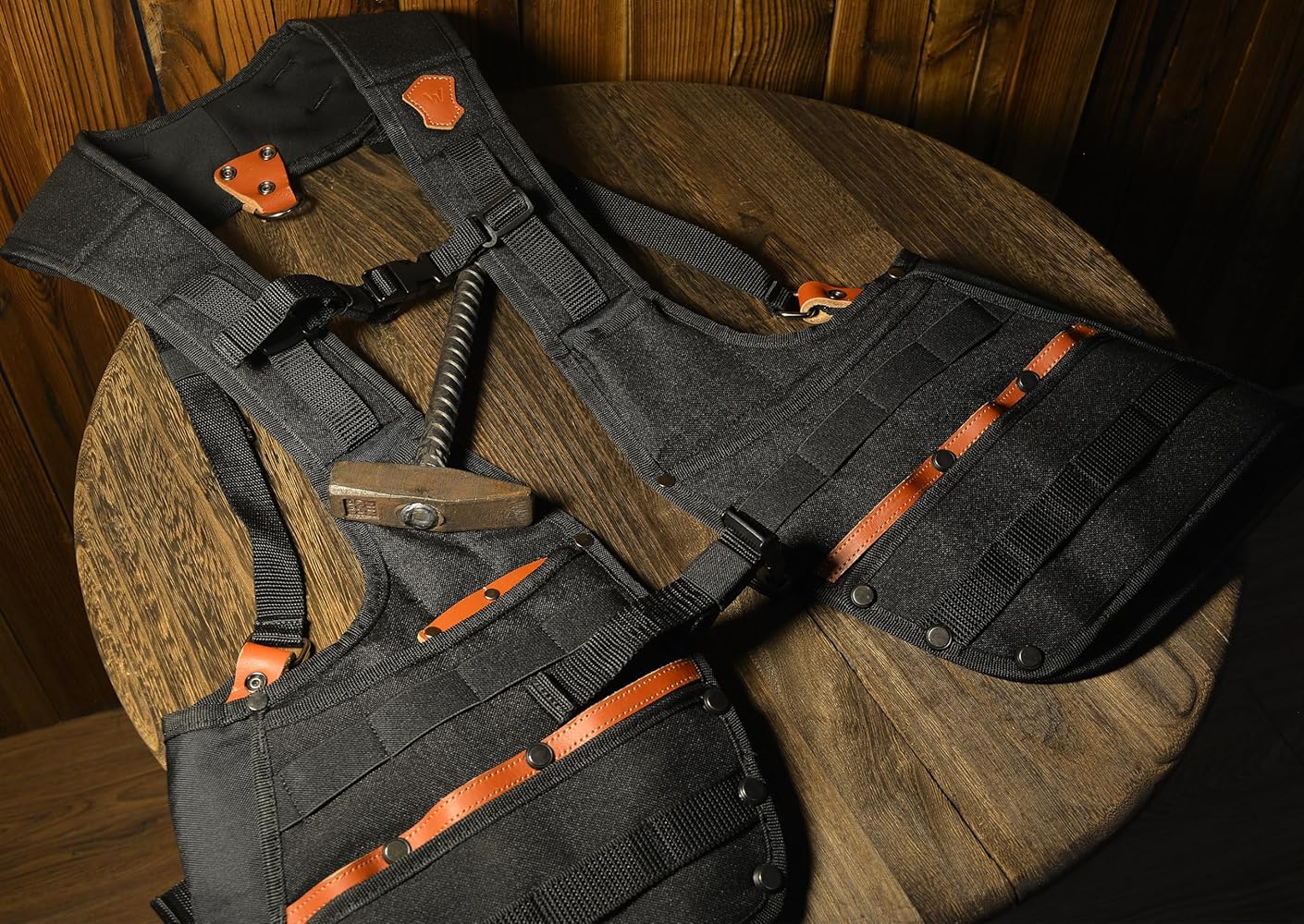 トップス ESSENTIALS VEST / WOOD Fear of God Essentials Wood Vest | PacSun