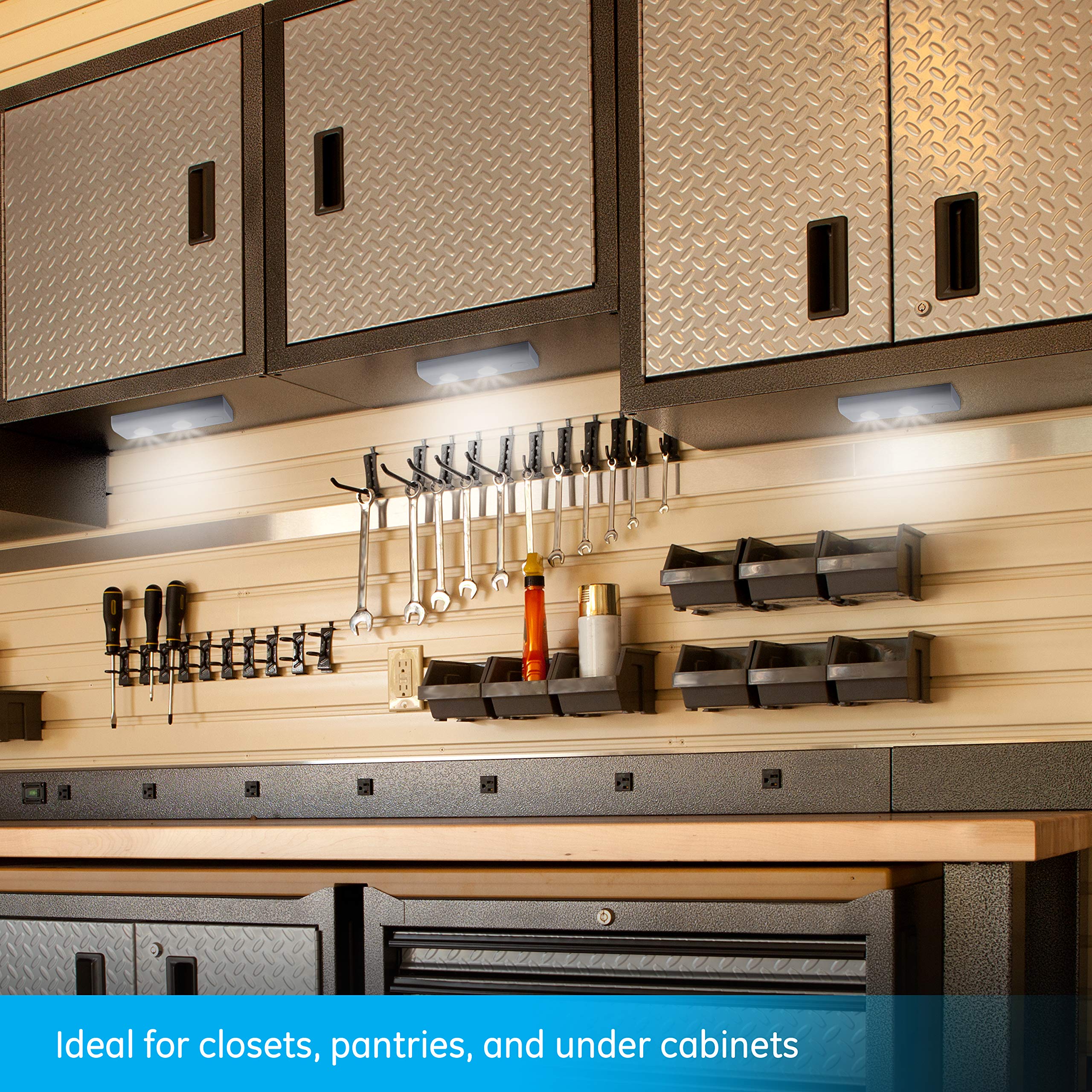 GE BatteryOperated 18 LED White Under Light Bar 41214T1 The