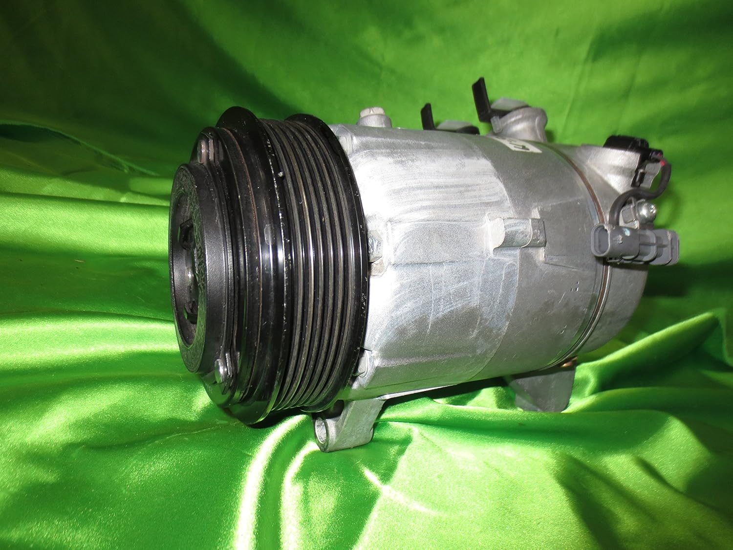 General Motors 23105377, A/C Compressor