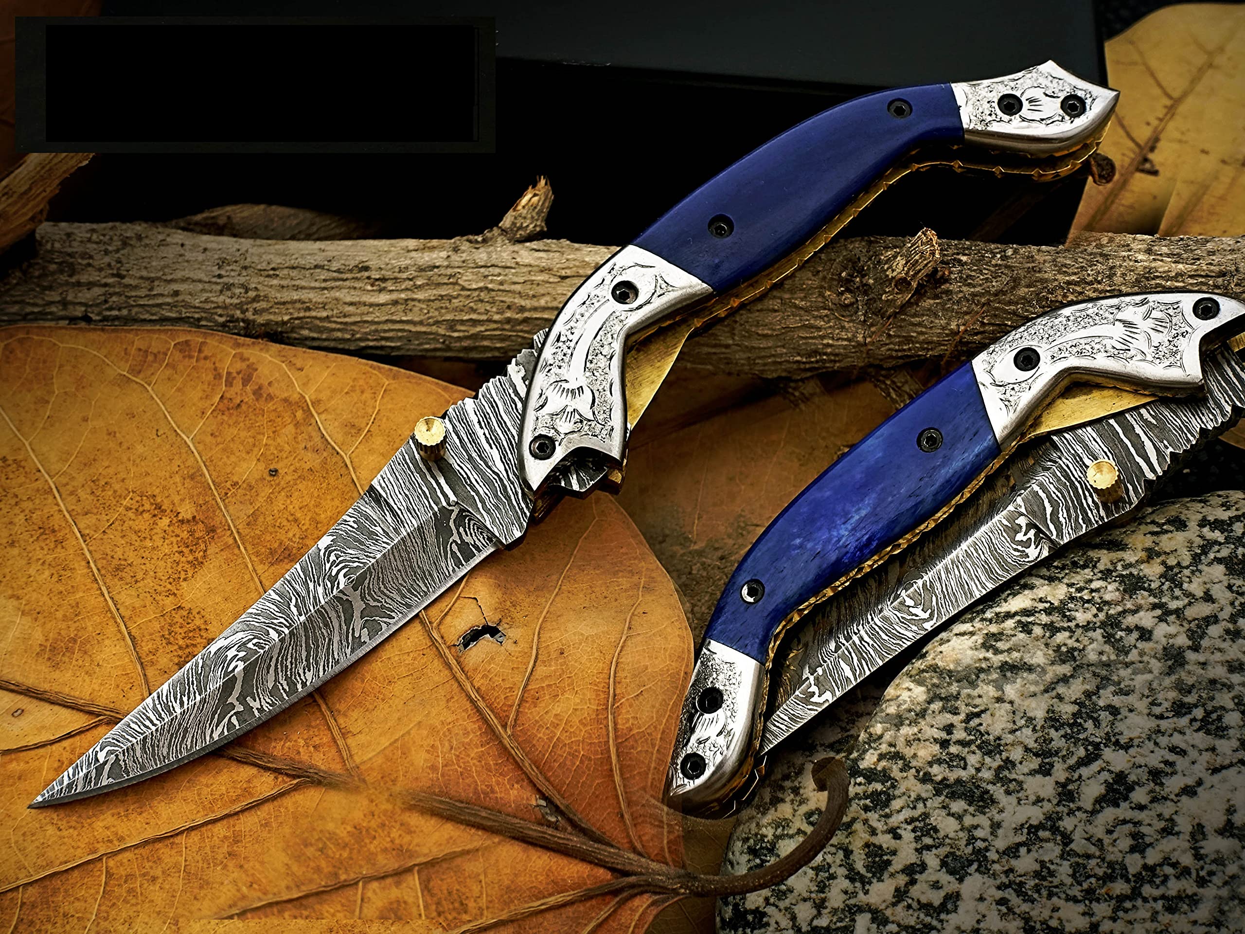 000Fld-19 Custom Hand Made Damascus Steel Engraved bolster Folding knife