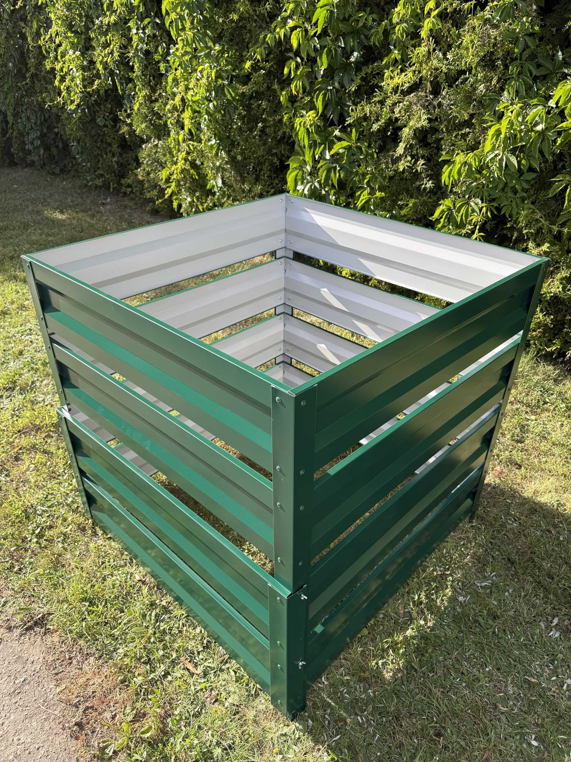 Botanic Gartenkomposter 1000L aus Metall, Verzinkter Komposter XXL 100x100x100 cm, Wetterfest & Rostfrei, Schnellkomposter für Gartenabfälle, Bioabfall & Laub, Einfacher Aufbau, Grün