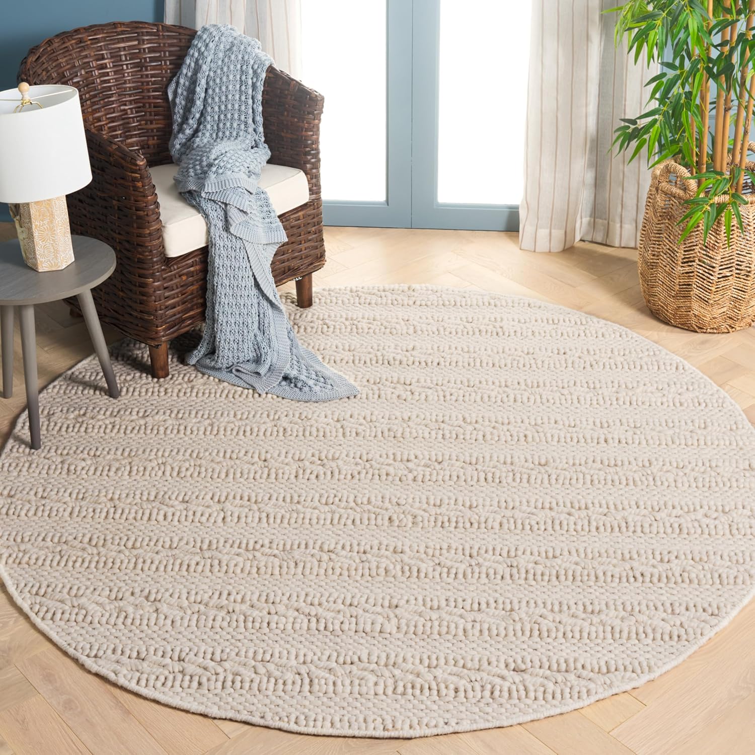 SAFAVIEH Natura Collection Area Rug - 6' x 9', Ivory, Handmade Textured Wool, Ideal for The Living Room, Bedroom, Dining Room (NAT714A-6)
