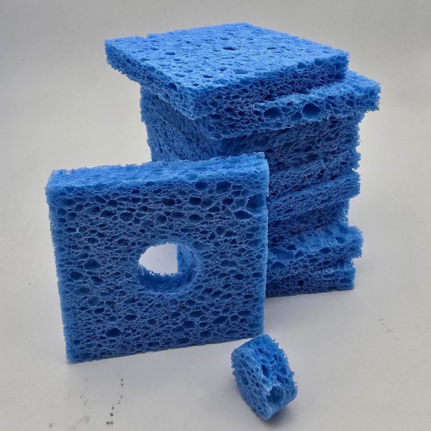50 Pcs Soldering Iron Special High Temperature Sponge,With Holes 60mm x 60mm x 10mm,Blue