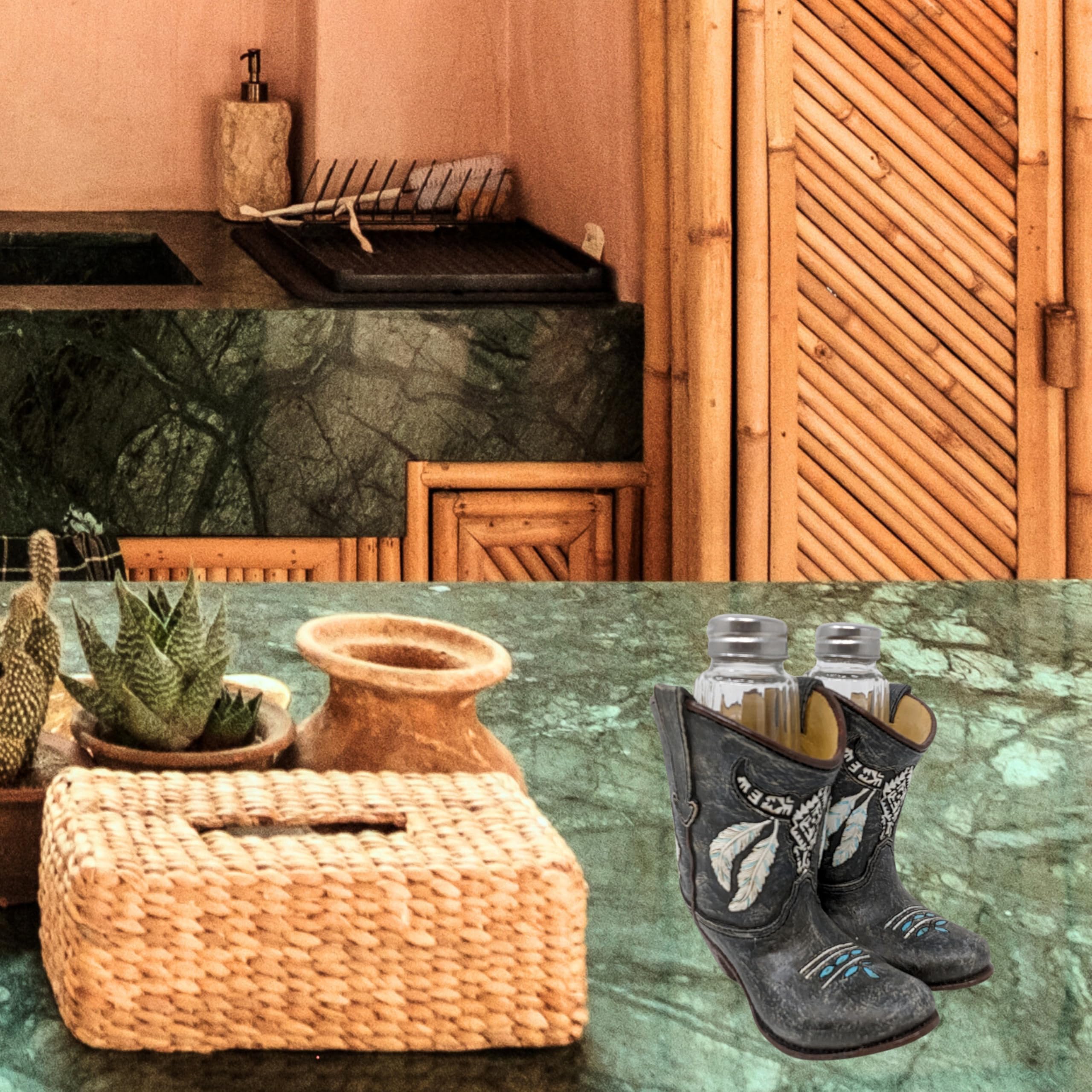 Juego de salero y pimentero de botas vaqueras, decoración rústica occidental con diseño de piel sintética, soporte decorativo de resina con agitadores de vidrio, accesorio único de cocina o mesa de