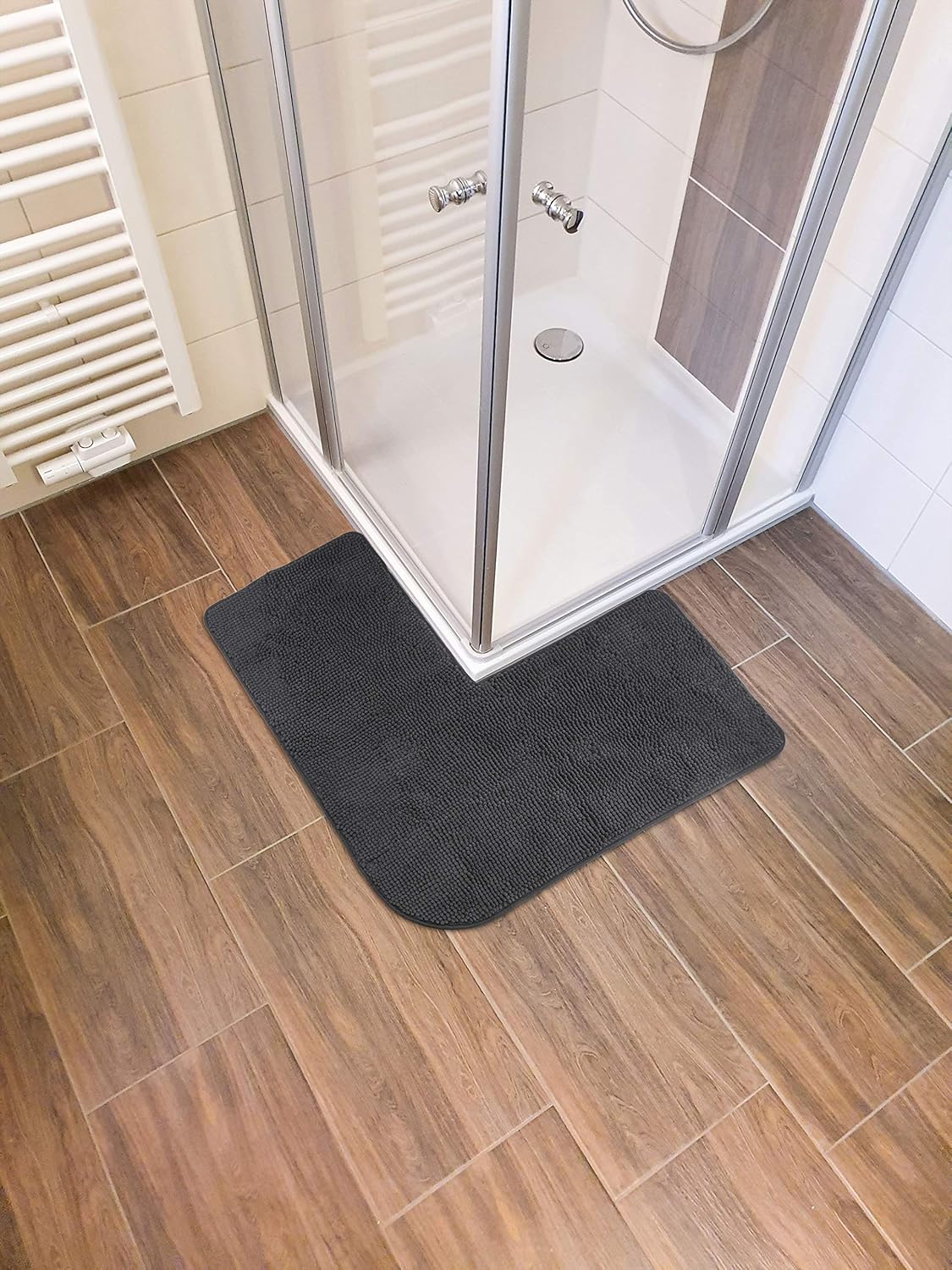 fluffy Bath Mat for Corner Showers, Made of Chenille, with Non-Slip Bottom (L-Shape | Inner Dimensions 20 x 20 inch, Anthracite)