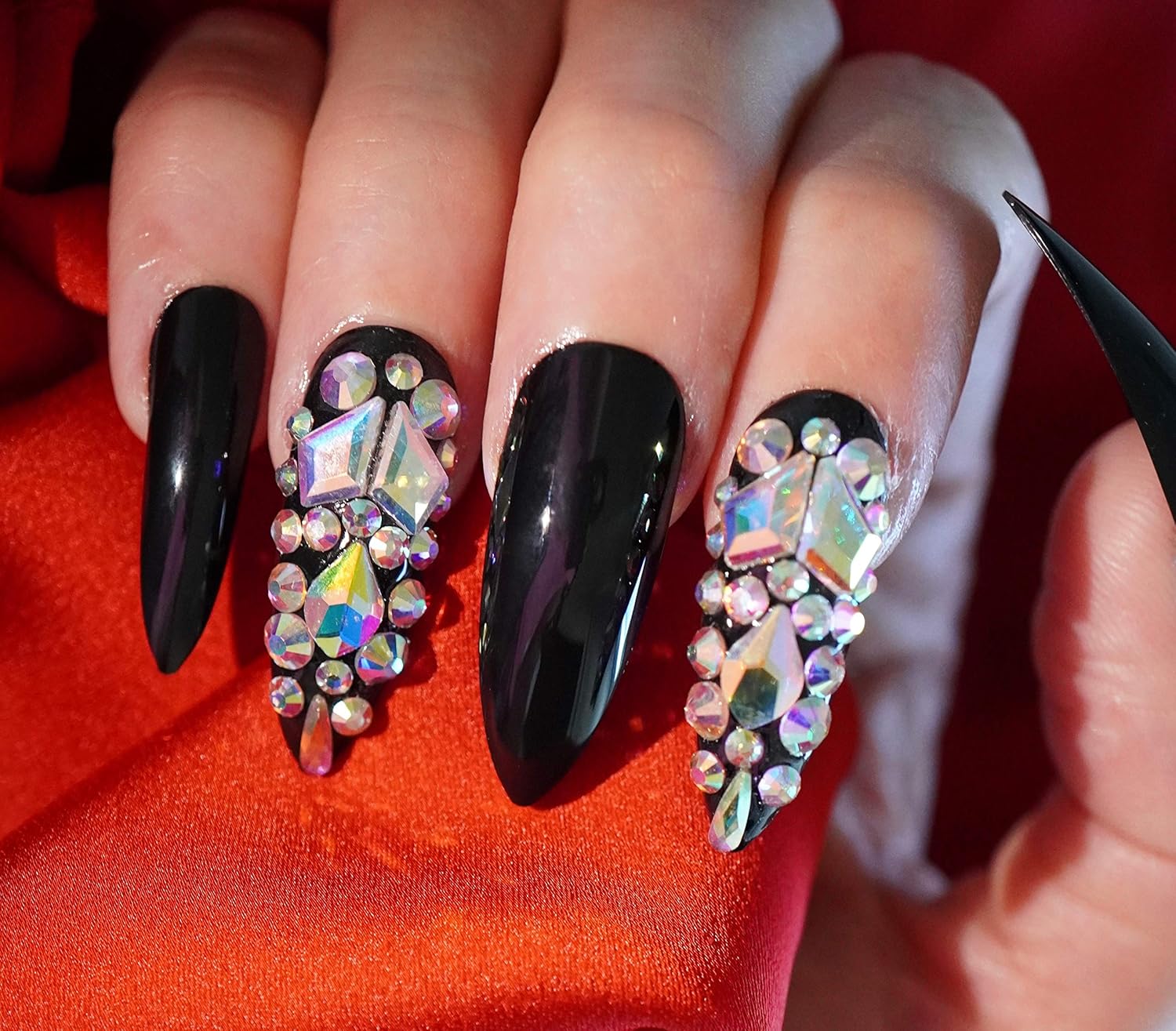 EDA LUXURY BEAUTY Black 3D Luxe Crystal Design Press On