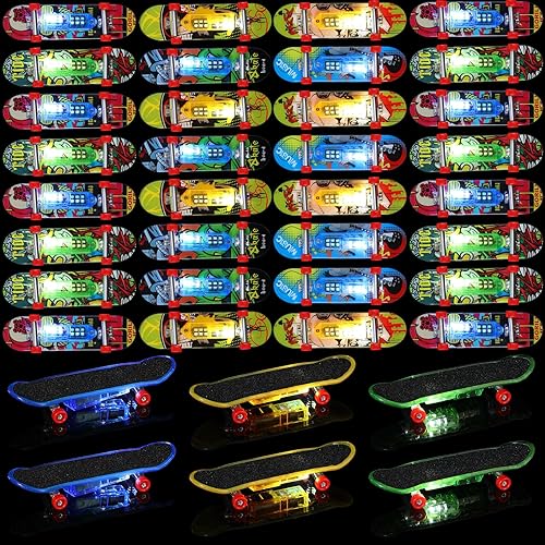 Sotiff Juego de 33 patinetas con luz LED para niños, patinetas de mano para niños, patinetas pequeñas para dedos, movimiento creativo de las yemas