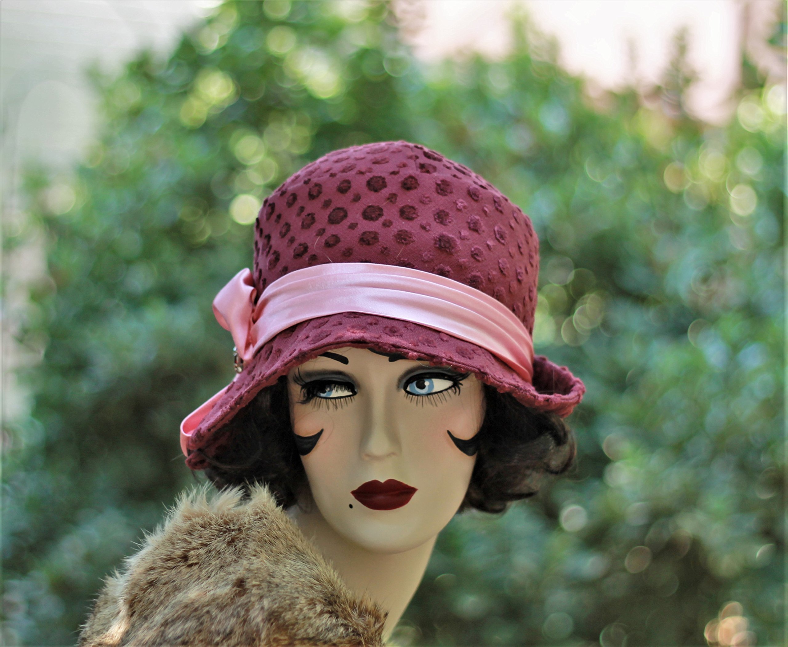 1920s Vintage Style Fall Winter Cloche Hat