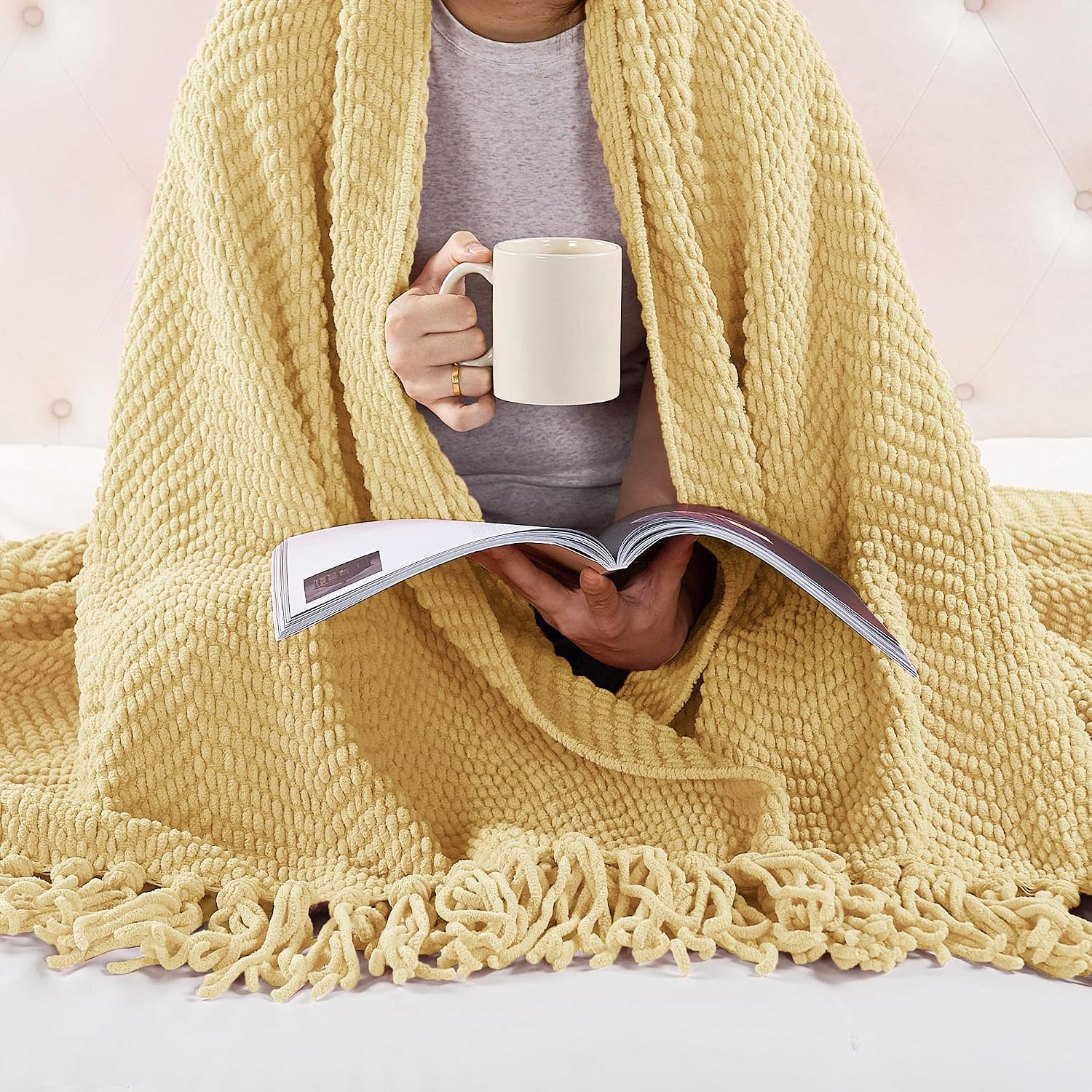 HESTIN Knitted Tassel Throw Blanket 50"x60" Straw, Soft Lightweight & Breathable, Colorfast Open Weave Design for Couch Sofa Bed Outdoor