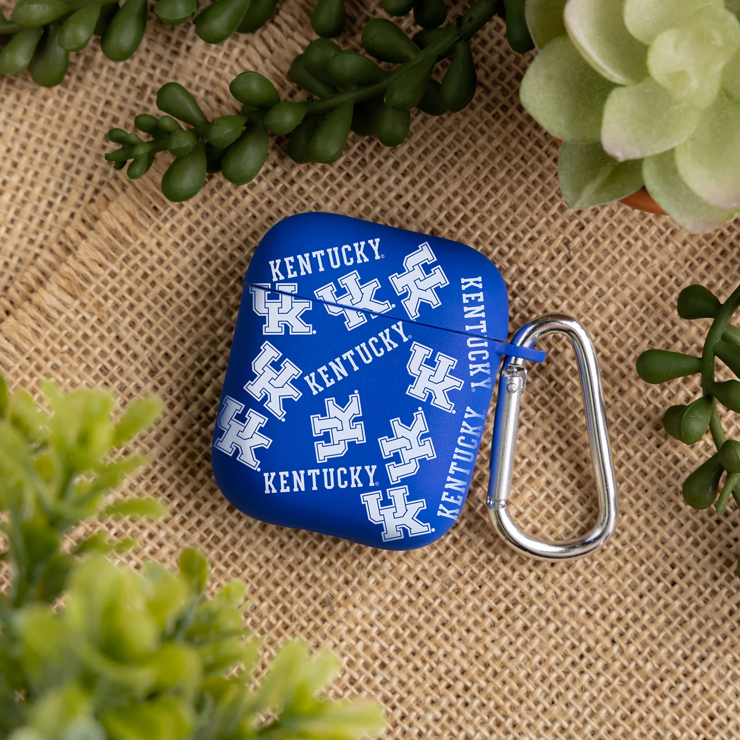 AFFINITY BANDS Kentucky Wildcats HD Case Cover Compatible with Apple AirPods Gen 1 & 2 (Random)