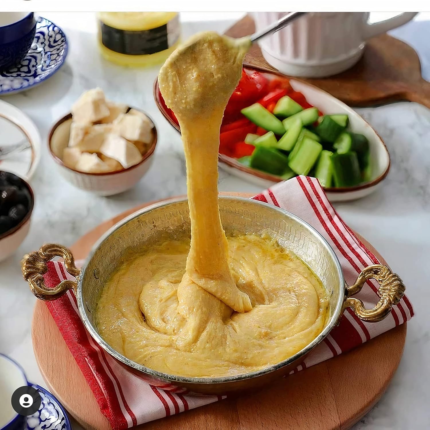 BAYKUL Hammered Copper Chef Pan, Handcrafted Authentic Red Copper Skillet, Traditional Handmade Turkish Copper Skillets for Cooking, Egg Frying Omelet Sahan Pan (9.5 Inches (24 Cm)): Home & Kitchen