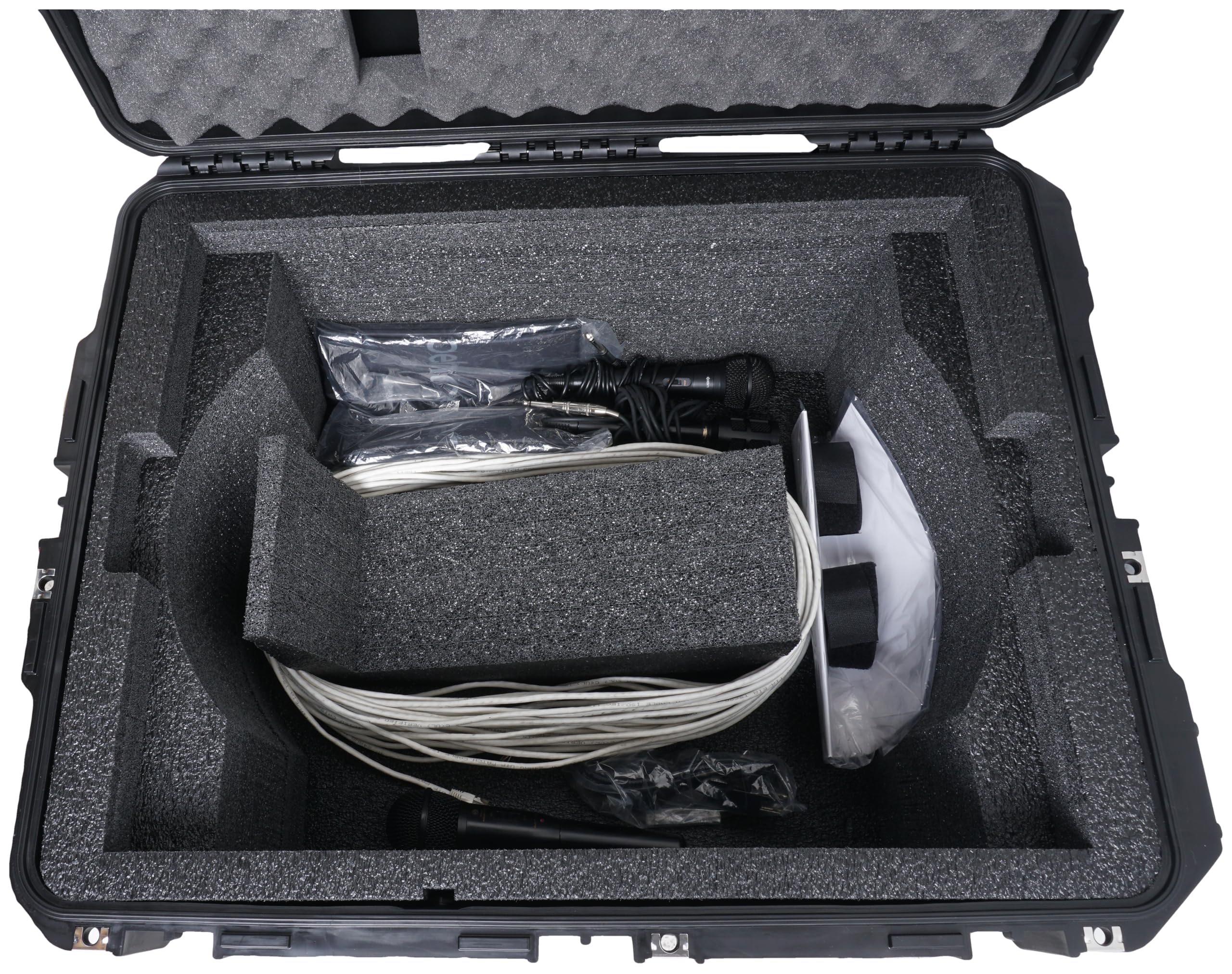 Case Club Koffer passend für Behringer Wing Compact Mixer. Vorgeschnitten, robust, mit Rollen und wasserdicht