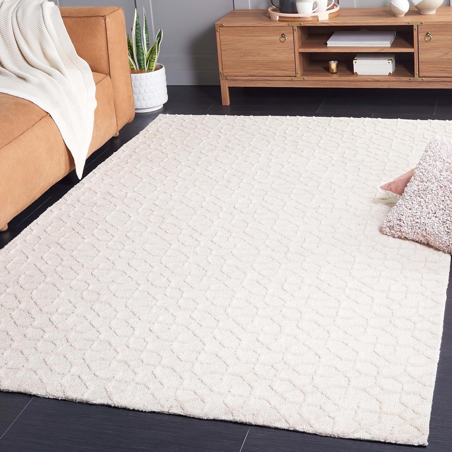 SAFAVIEH Audrey Collection Area Rug - 6' Square, Ivory, Modern Geometric Design, Ideal for Living Room, Bedroom, Dining Room (AUD103A-6SQ)
