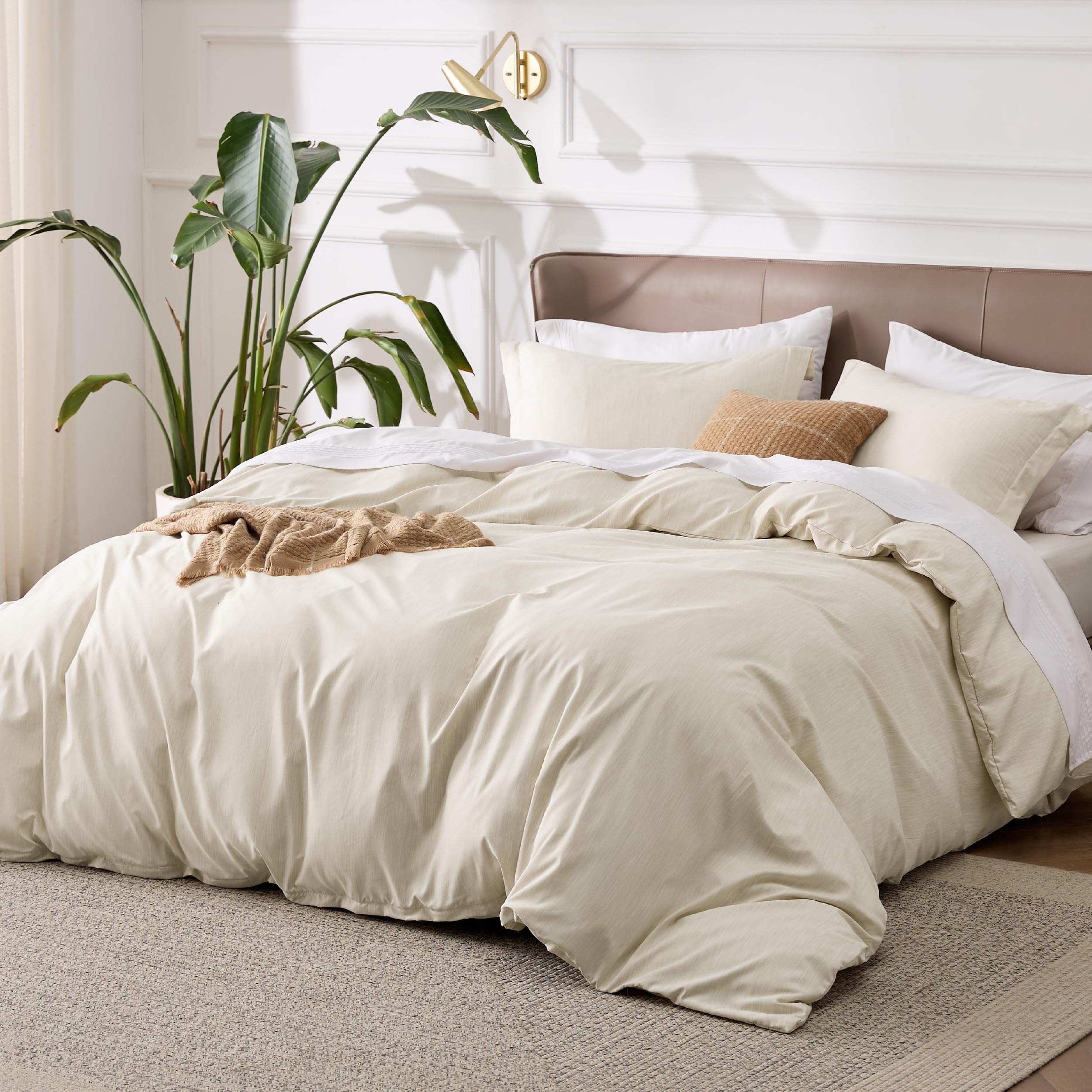 Bedsure Duvet Cover King Size - Soft Cationic Dyed Duvet Cover Set for Kids with Zipper Closure, 3 Pieces Bedding Set(Beige, 104