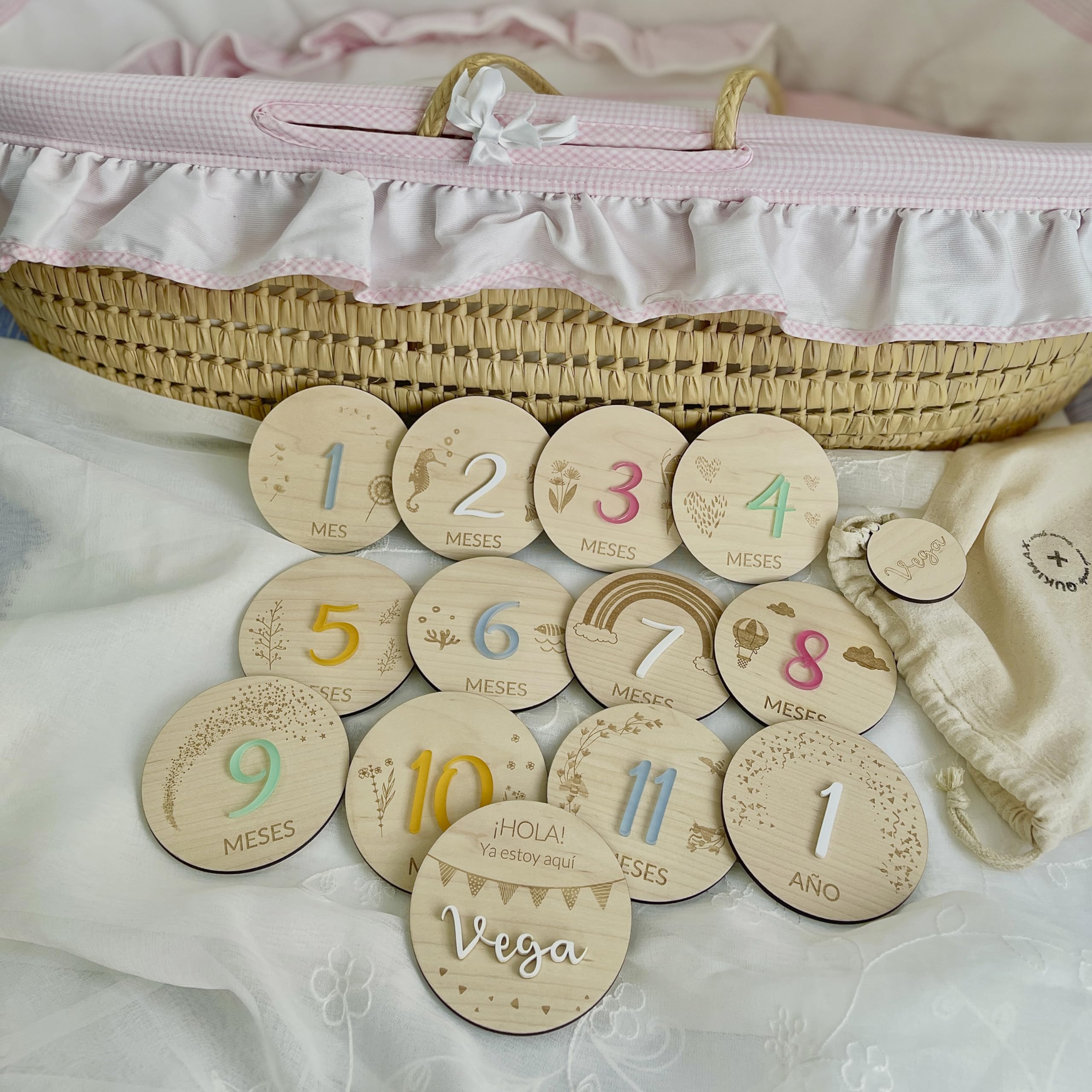 Qukimax® Cumplemes Personalizado de Madera Natural | En castellano, català, valencià, galego, Placas cumple mes, Regalo bebé, Recién nacido