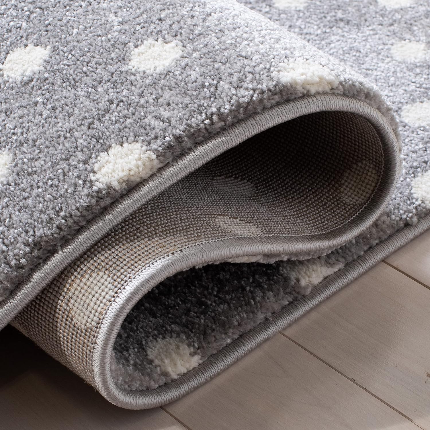 SAFAVIEH Carousel Kids Collection Accent Rug - 2' x 3', Grey & Ivory & Pink, Non-Shedding & Easy Care, Ideal for High Traffic Areas for Boys & Girls in Playroom, Nursery, Bedroom (CRK163G)