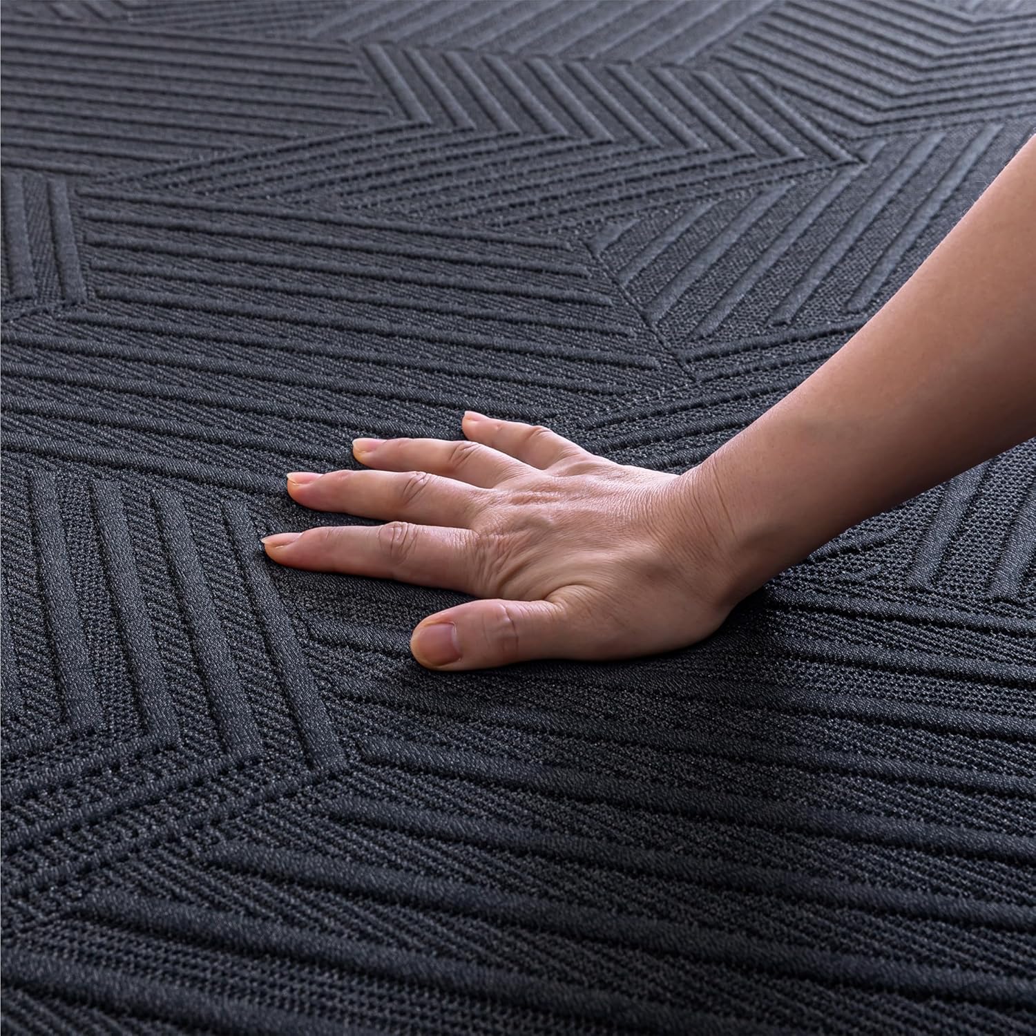 MLILY EGOHOME 14 Inch Hybrid Queen Size Mattress, Memory Foam Pocket Spring Mattress for Cooling Sleep, Bed in a Box, CertiPUR-US Certified, Pressure Relief, 60x80x14 Black