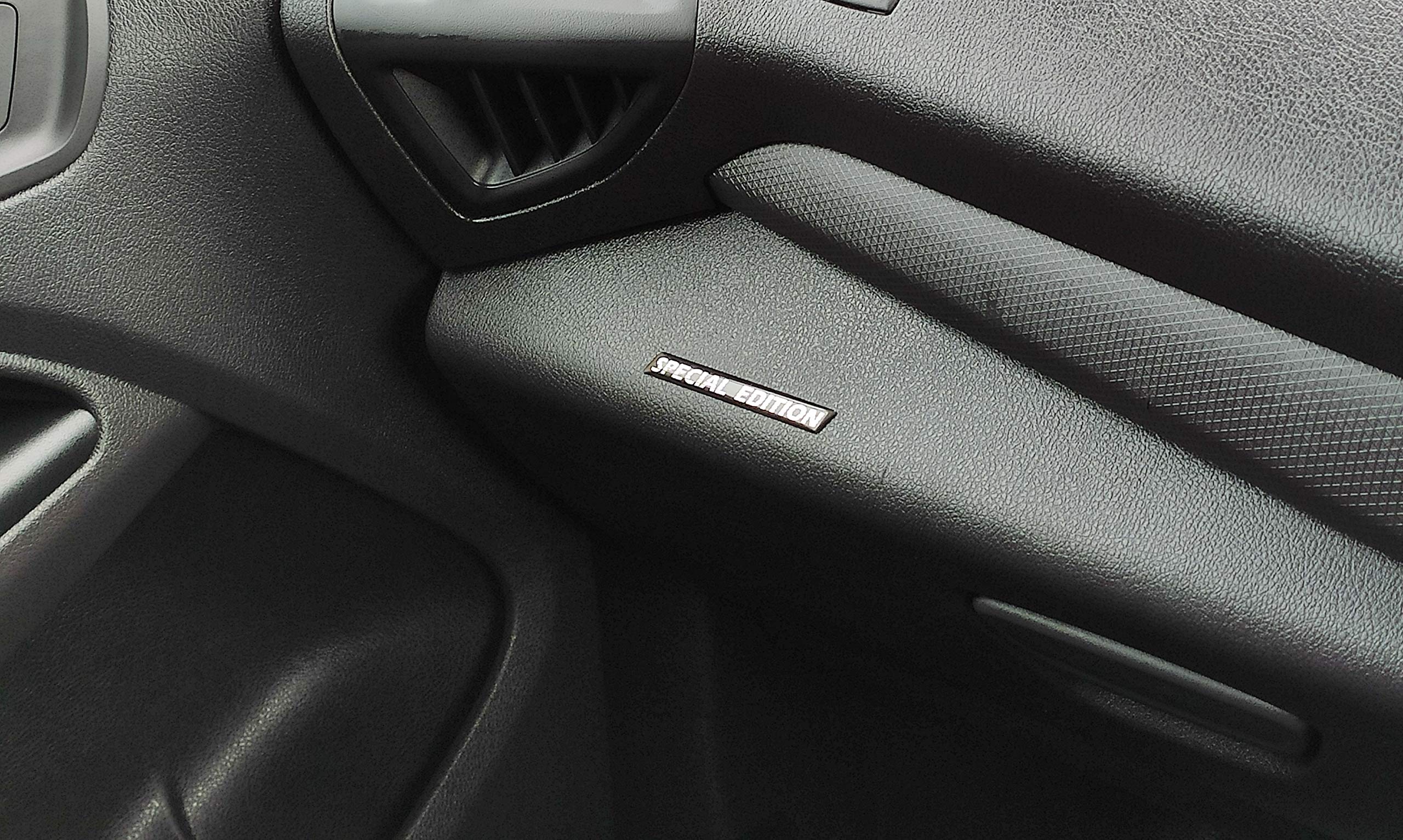 Emblema 3D Autoadesivo In Resina Per Auto - Distintivo Tuning In Gel Silicone - 74x15 Mm - Edizione Limitata