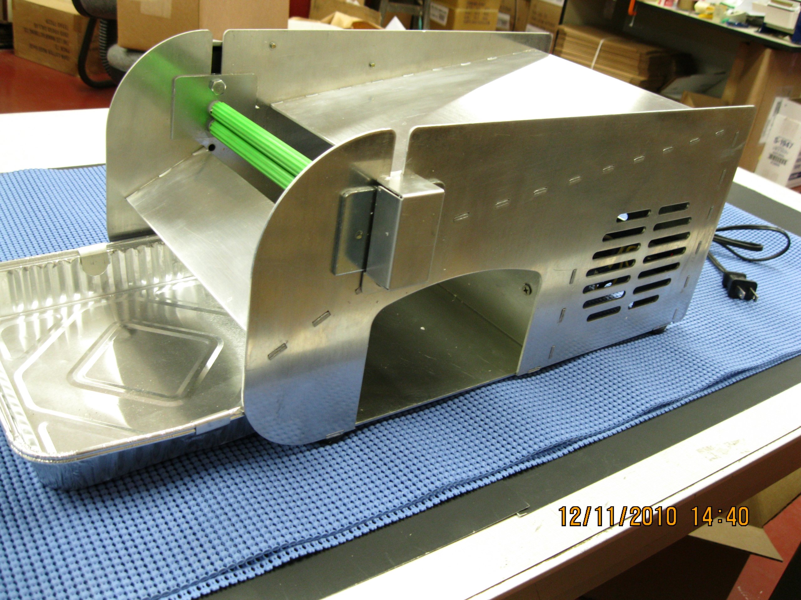 Amazon.com: Electric Mr. Pea Sheller: Home And Garden Products