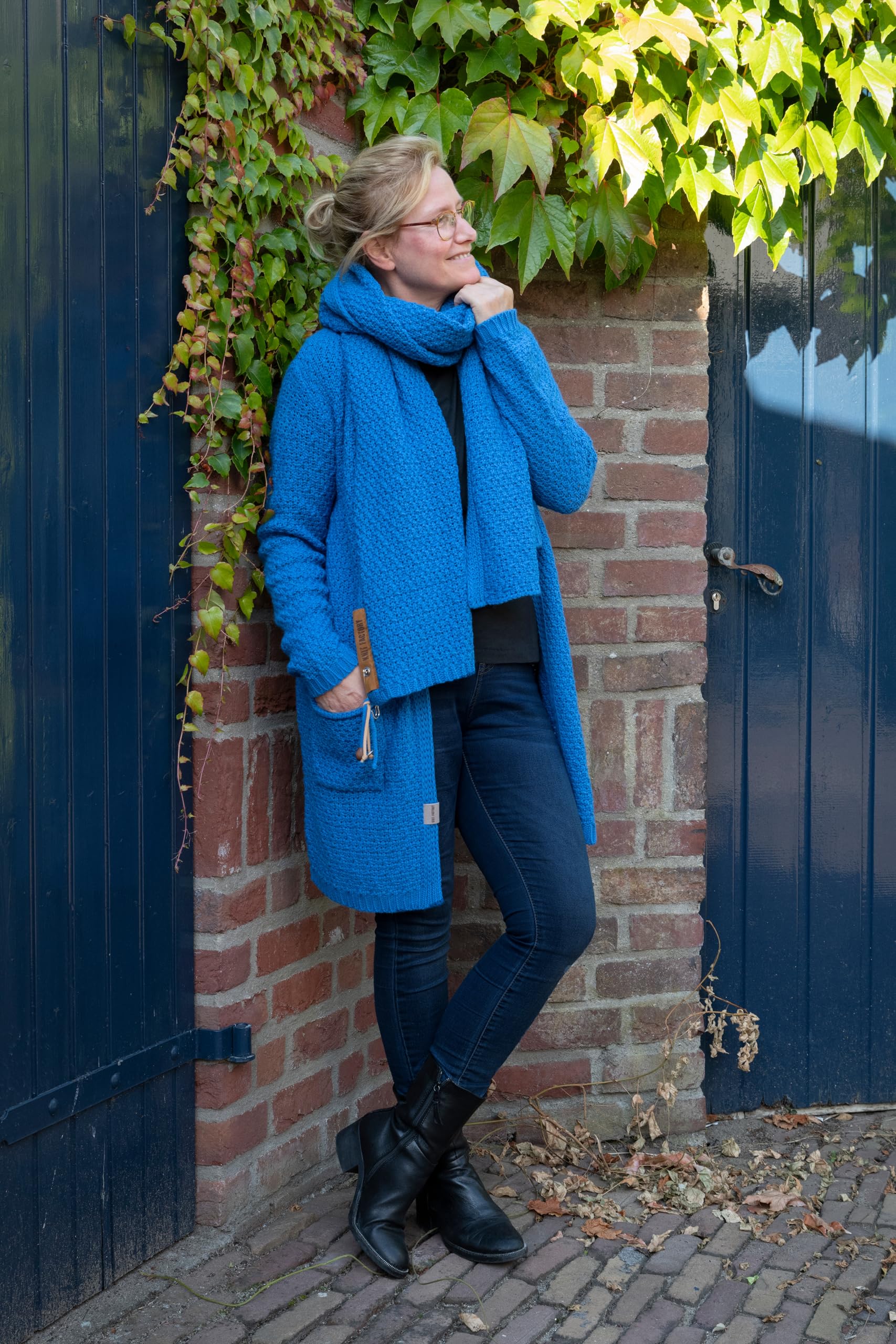KNIT FACTORY - Luna Schal - Strickschal Für Damen und Herren - XL Schal mit Wolle - 200 x 50 cm - Hochwertige Qualität