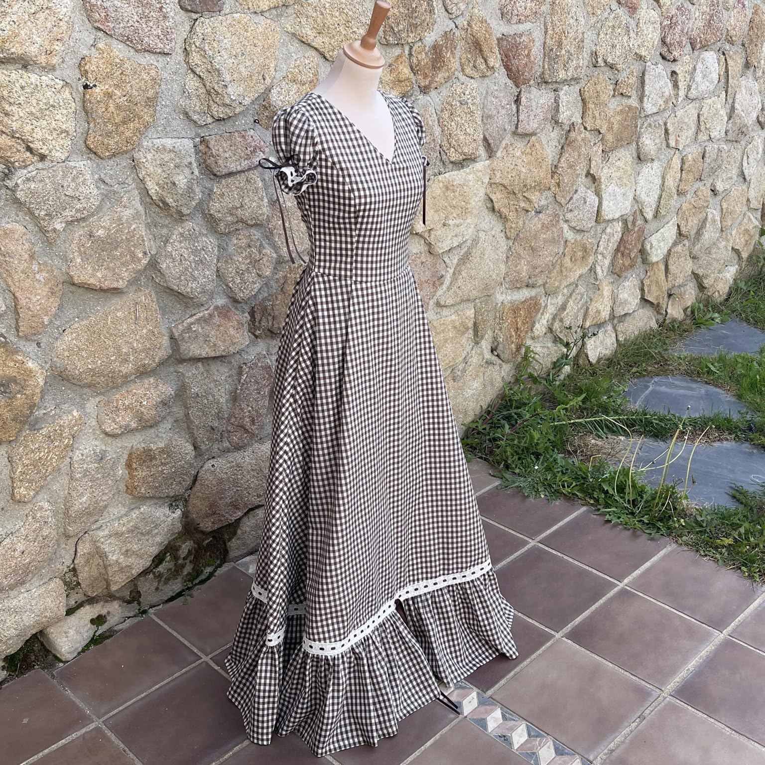 Patrón de Costura: Vestido Flamenco de Mujer para Romería - Tutorial en Vídeo y Patrón Multitalla en Papel (Tallas 36 a 52) para Hacerlo Tú Misma.