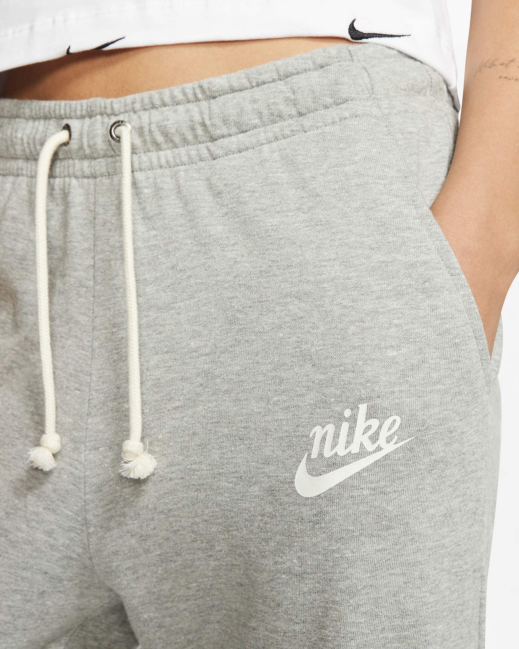 Nike Capri damski Capri Dri-Fit Essential