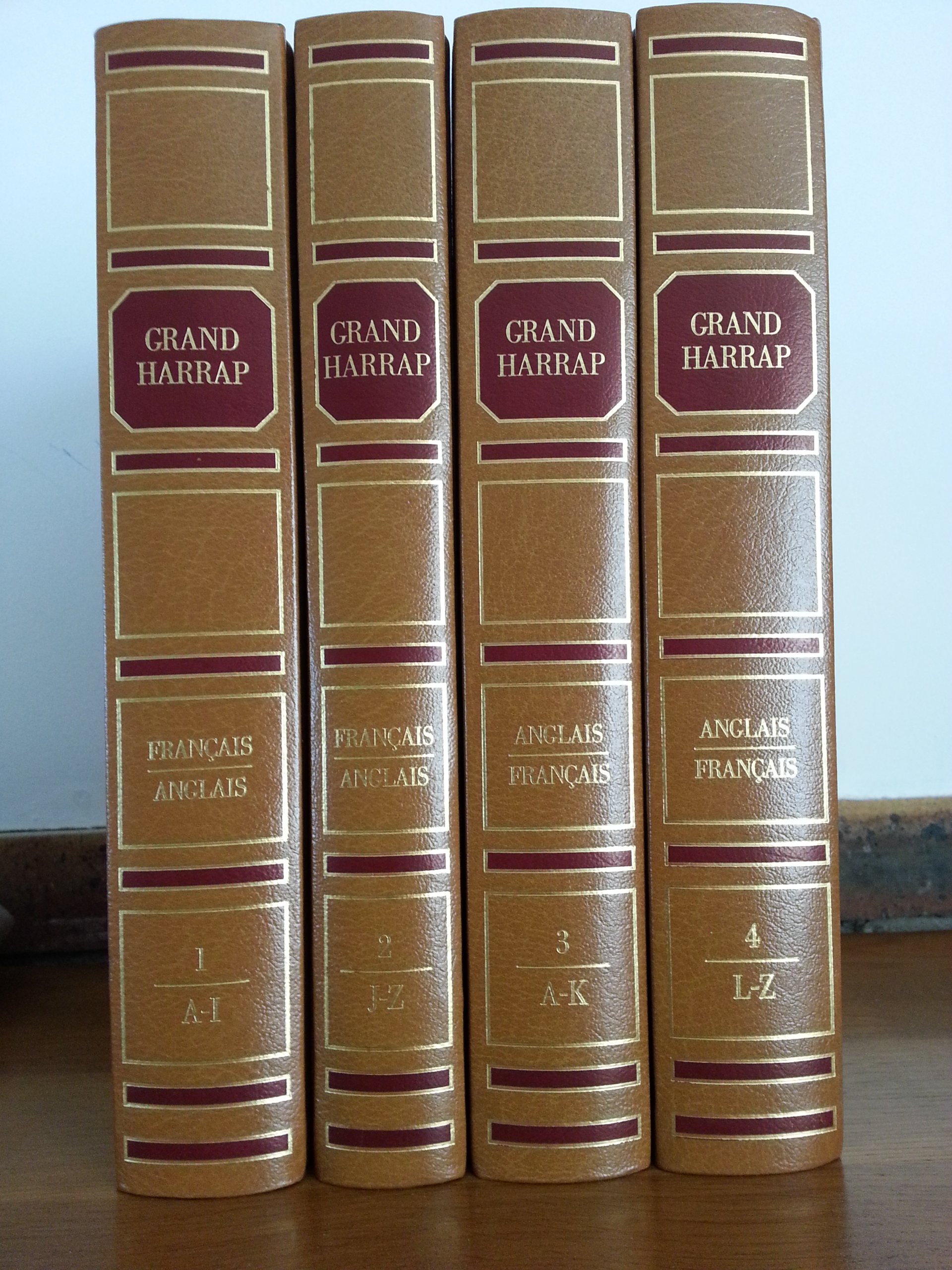 English-French, L-Z (v. 4) (Harrap's Standard French and English Dictionary)