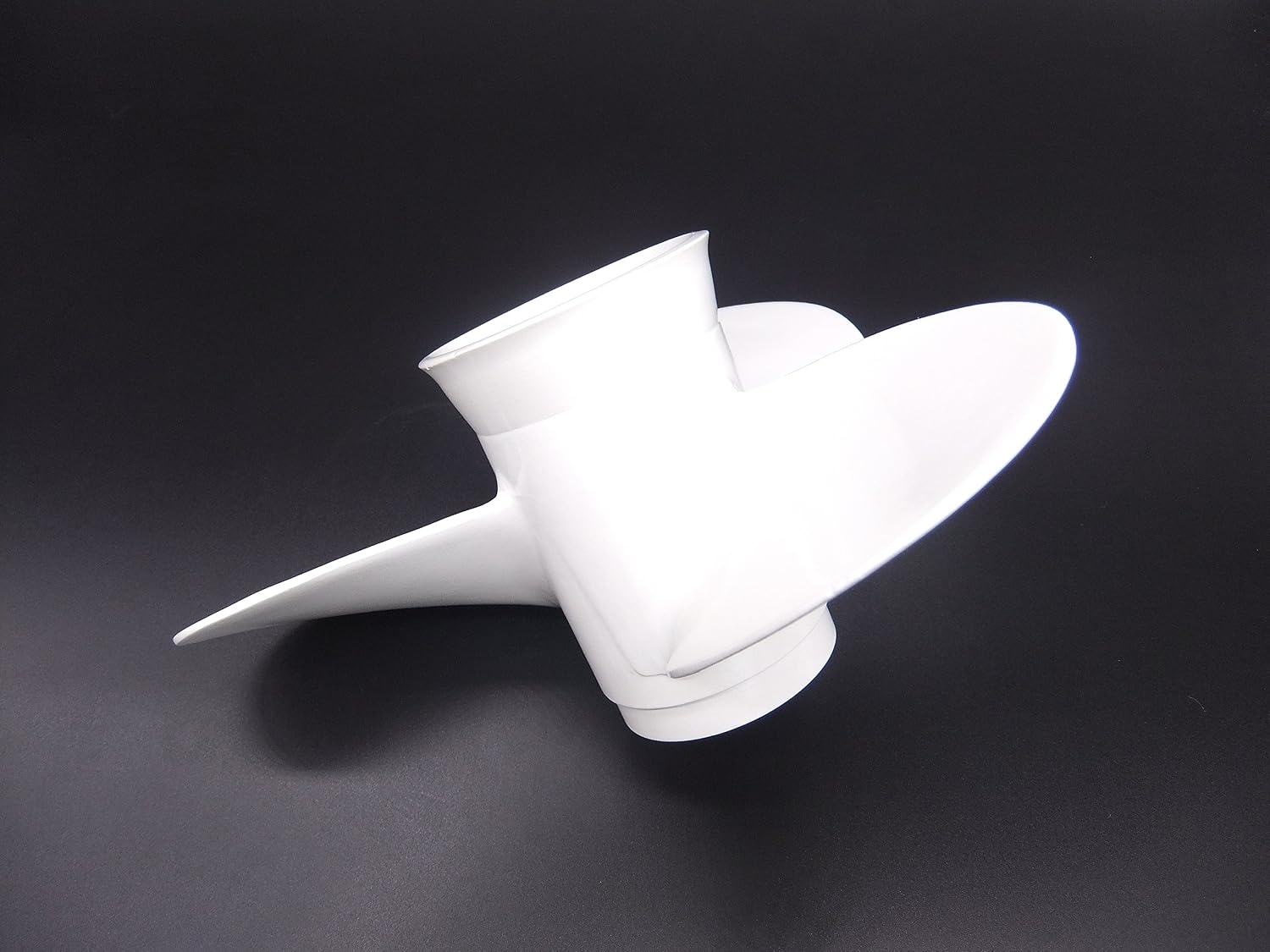 SouthMarine Outboard Motor Aluminum Alloy Propeller 8 1/2 x 7 1/2-N for Yamaha 6hp 8hp 9.9hp F6 F8 F9.9 Boat Engines 6G1-45943-00-EL 6G1-45943-00-00 8.5x7.5
