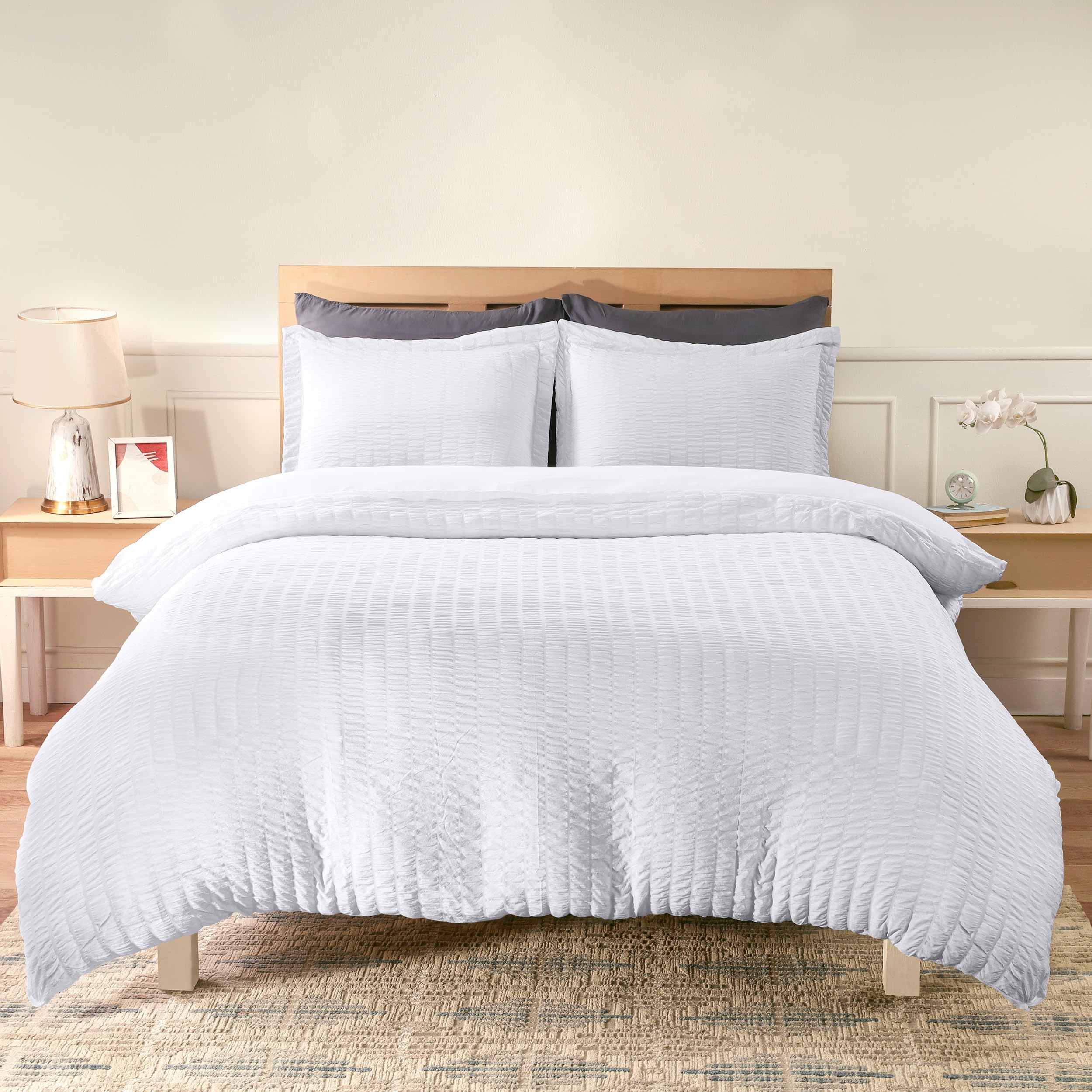 Utopia Bedding Duvet Cover King Size - 1 Seer Sucker Duvet Cover with 2 Pillow Shams - 3PC Comforter Cover with Zipper Closure-Soft Brushed Microfiber 104"X90" (King White) Comforter Not Included